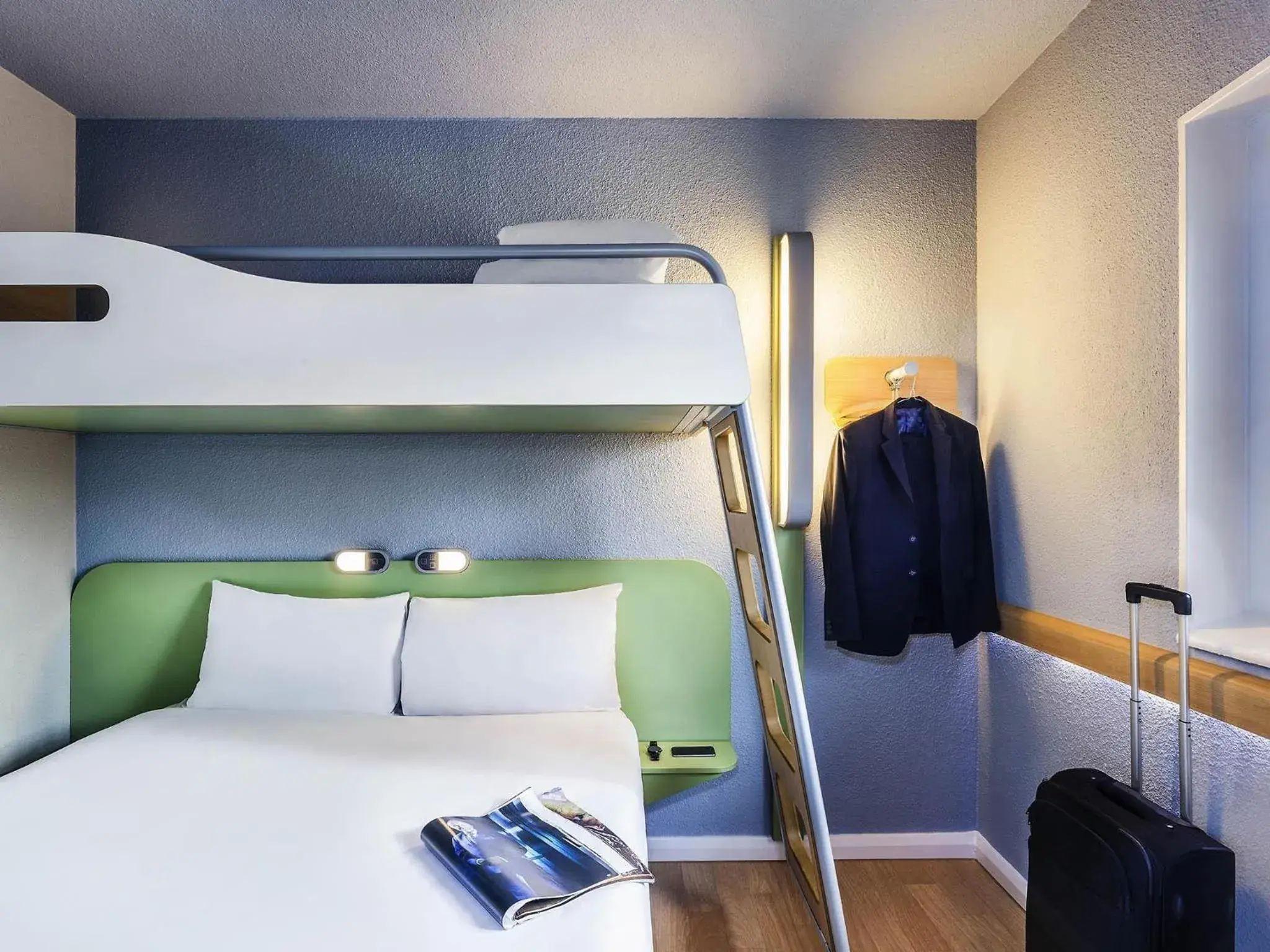 Triple Room in Ibis Budget Cergy St Christophe Triple Room in Ibis Budget Cergy St Christophe