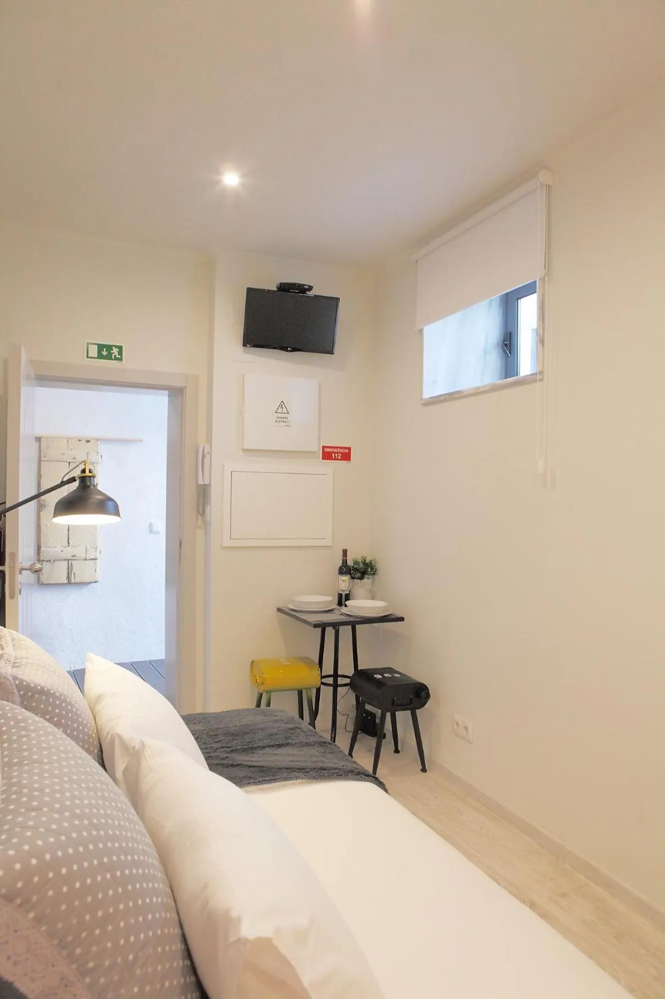 Dining area, Bed in Vila Santa Marinha