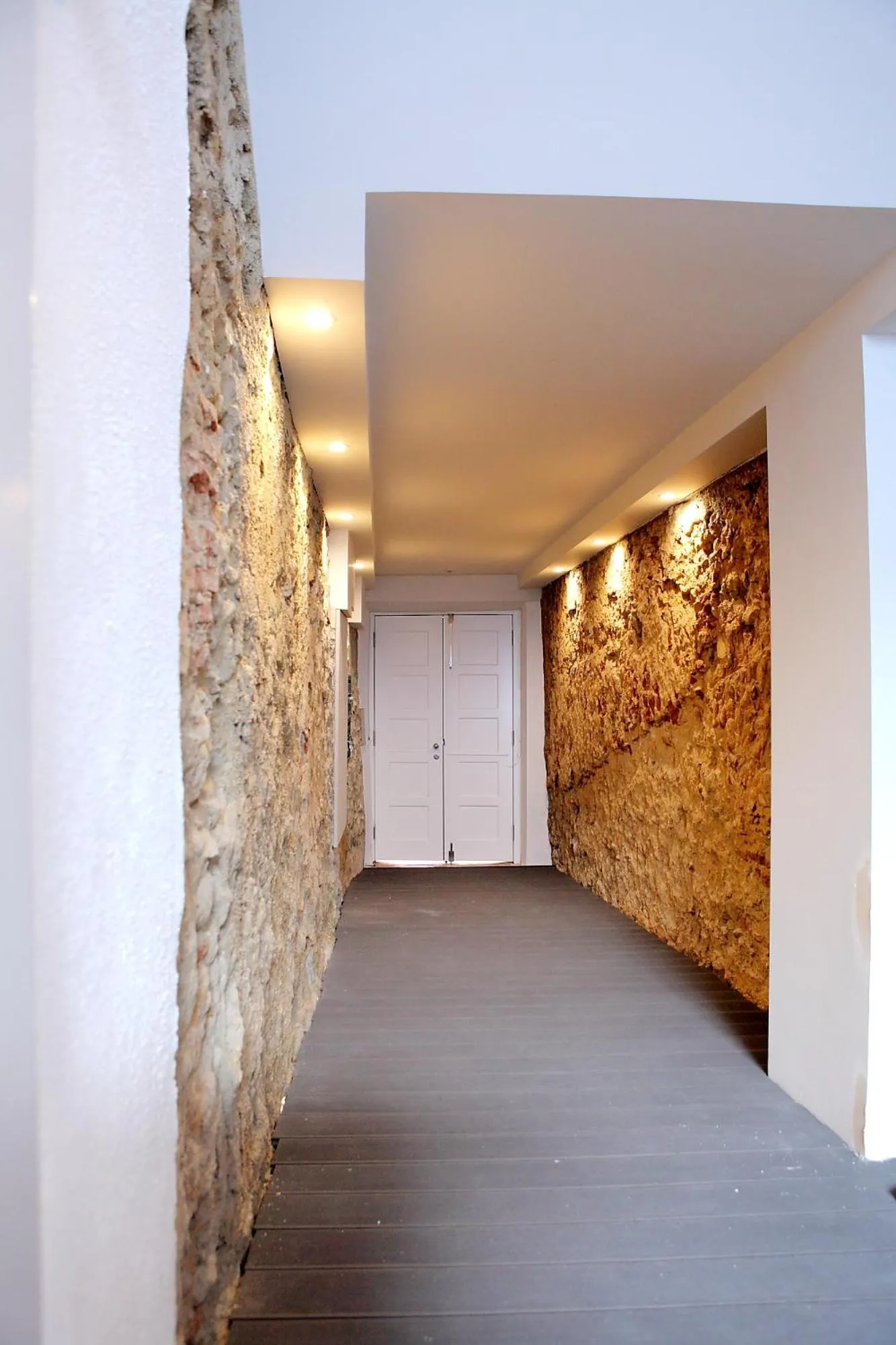 Property building in Vila Santa Marinha