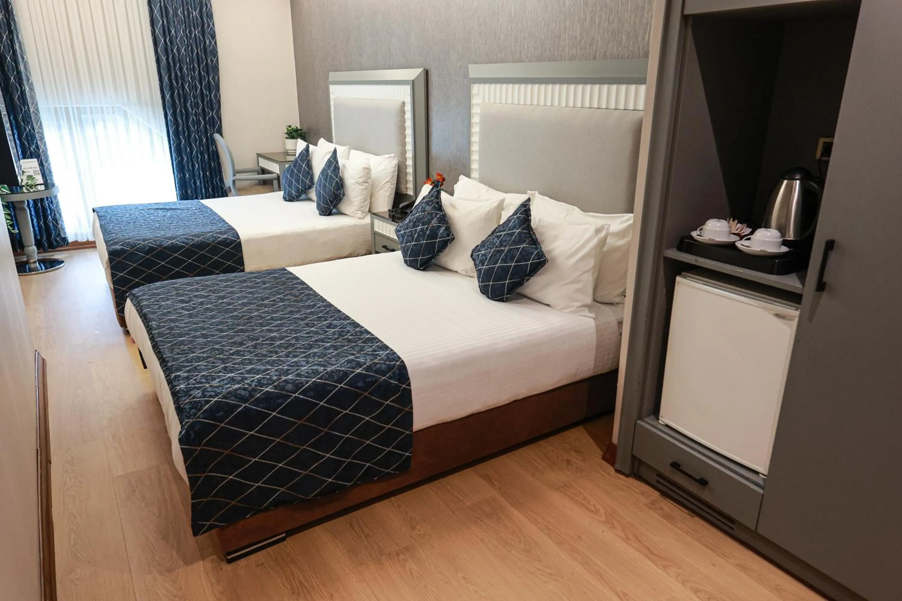 Bed in Nova Plaza Park Hotel