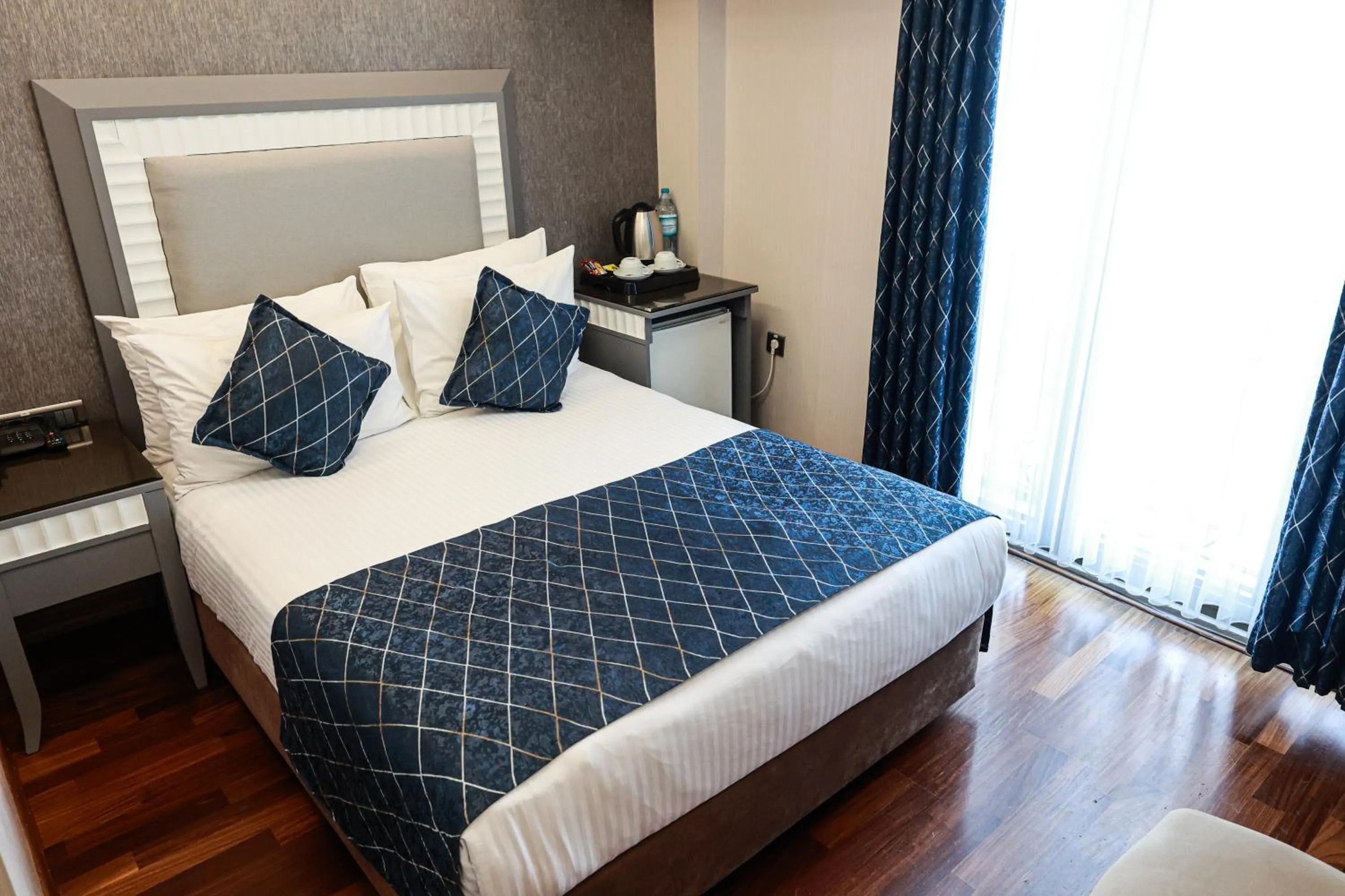 Bed in Nova Plaza Park Hotel