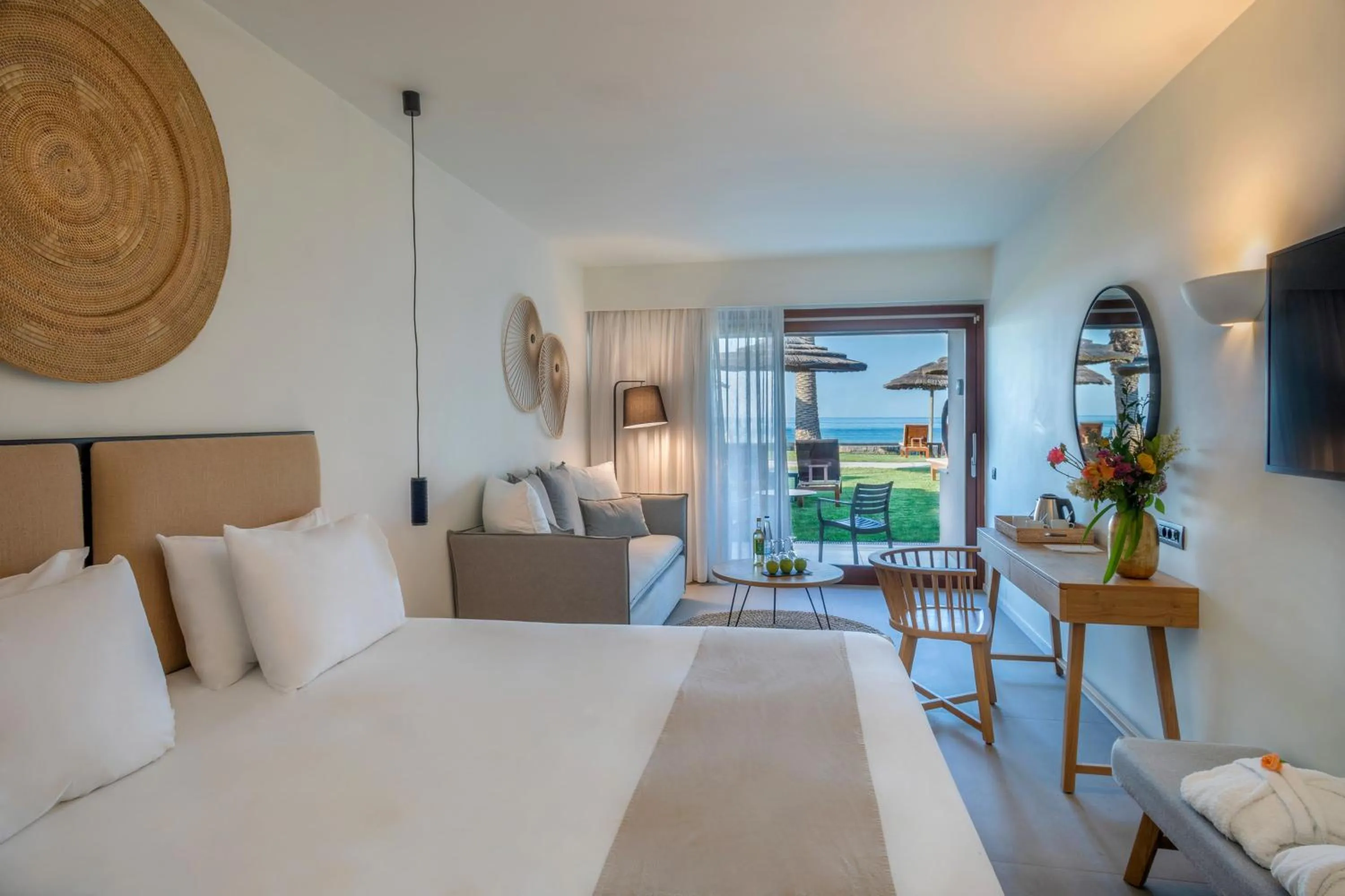 Property building, Bed in Hotel Blue Sea Beach Affiliated by Meliá