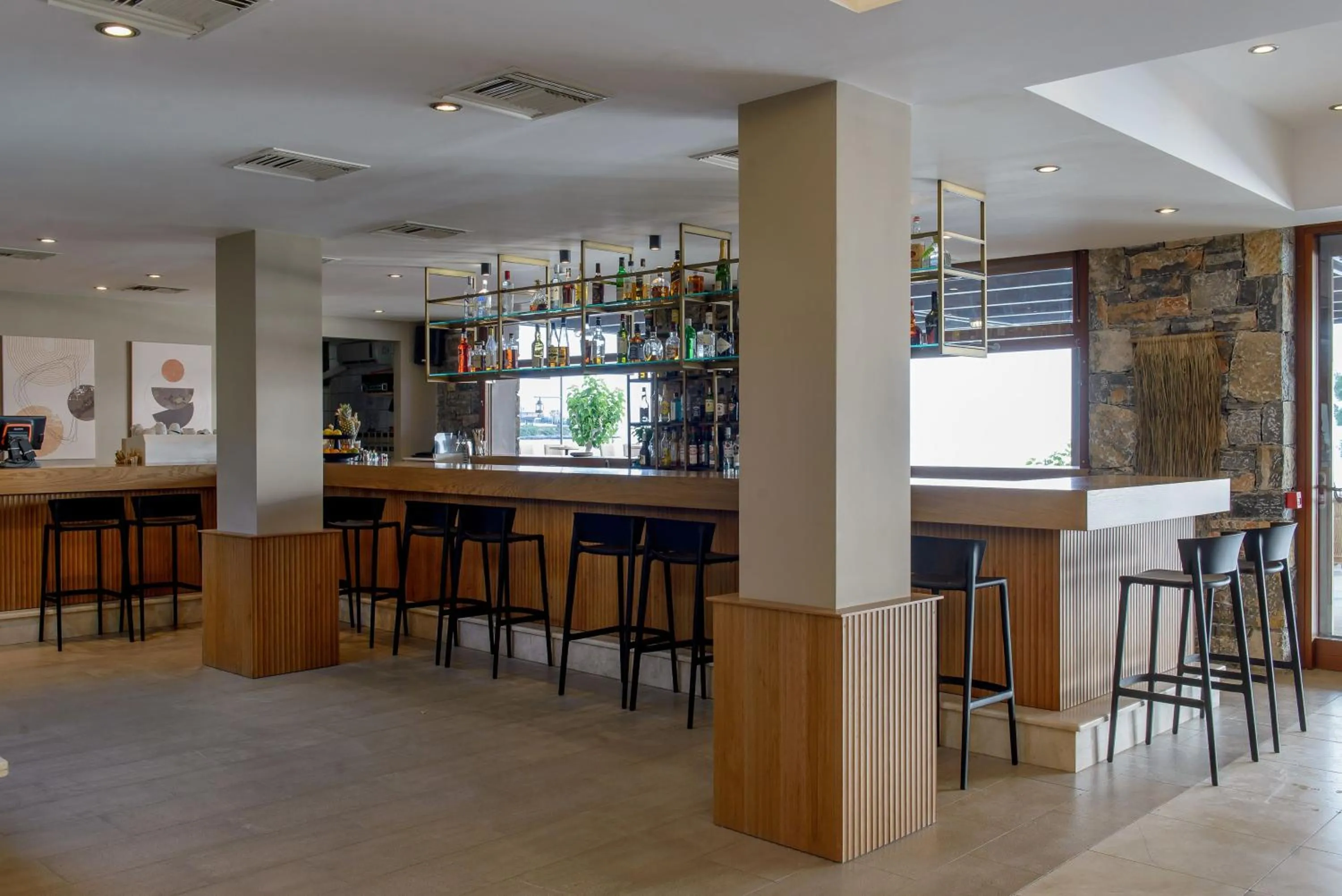 Lounge or bar in Hotel Blue Sea Beach Affiliated by Meliá