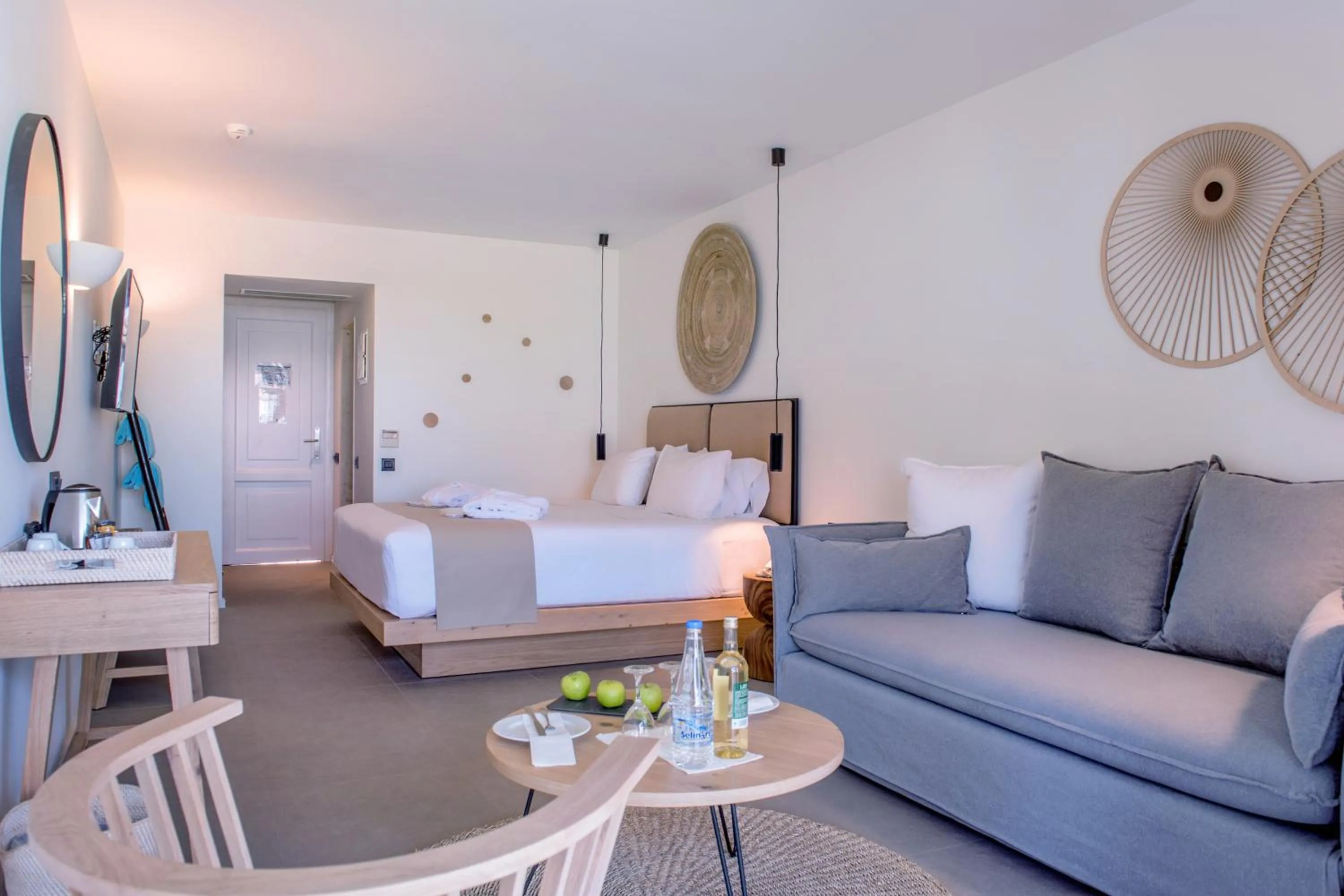 TV and multimedia, Bed in Blue Sea Beach Affiliated By Melia