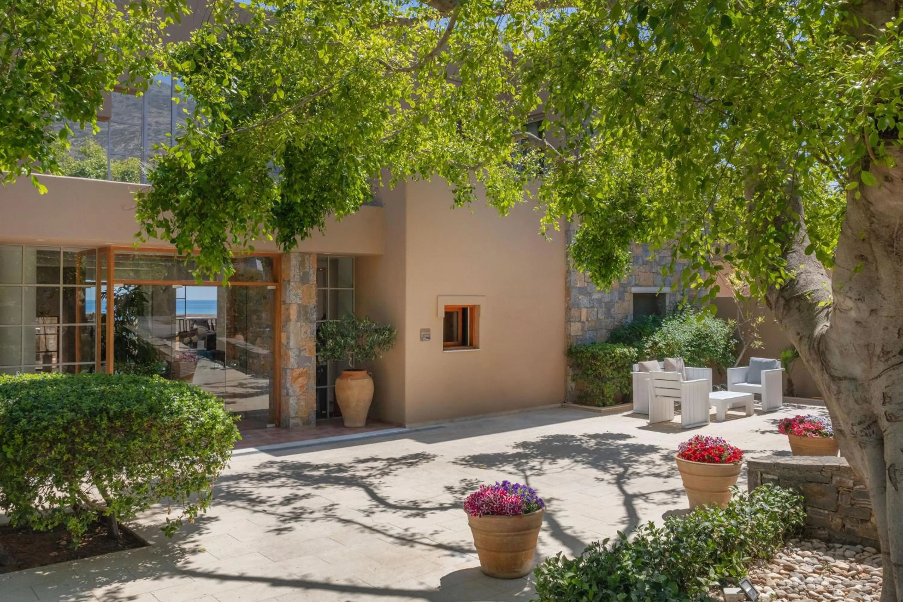 Patio in Hotel Blue Sea Beach Affiliated by Meliá