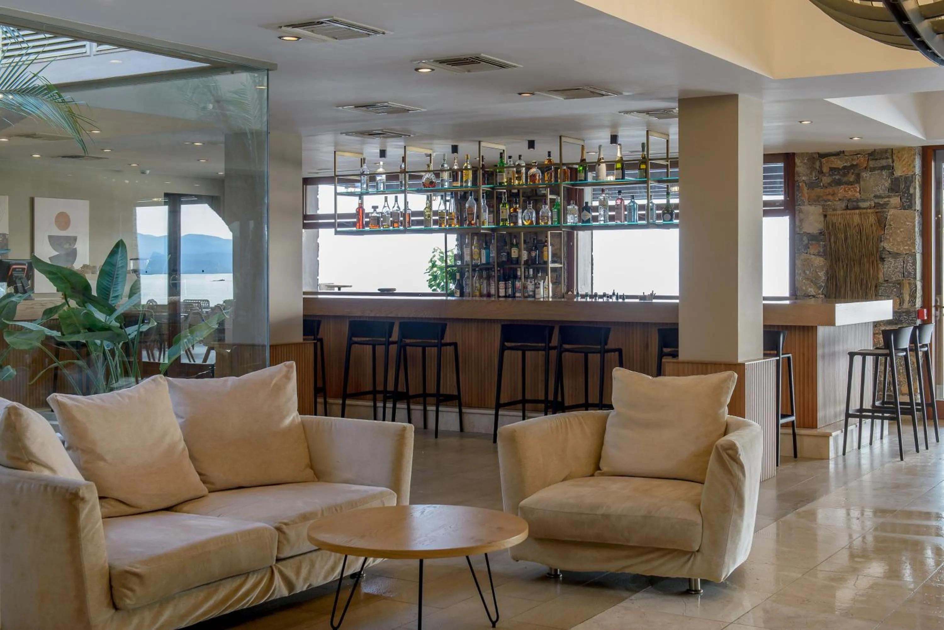 Lounge or bar in Blue Sea Beach Affiliated By Melia