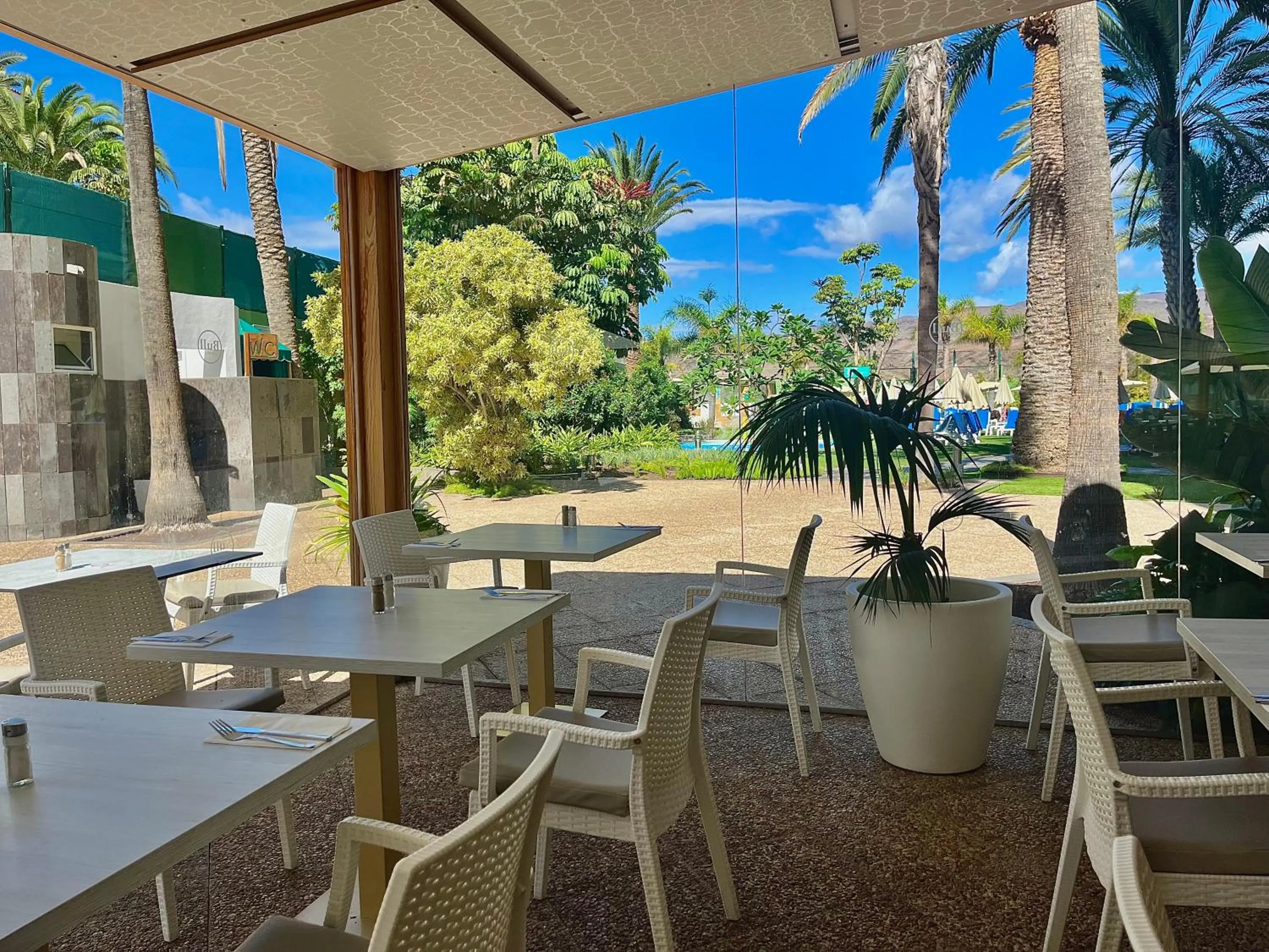 Restaurant/places to eat in Bull Escorial & SPA