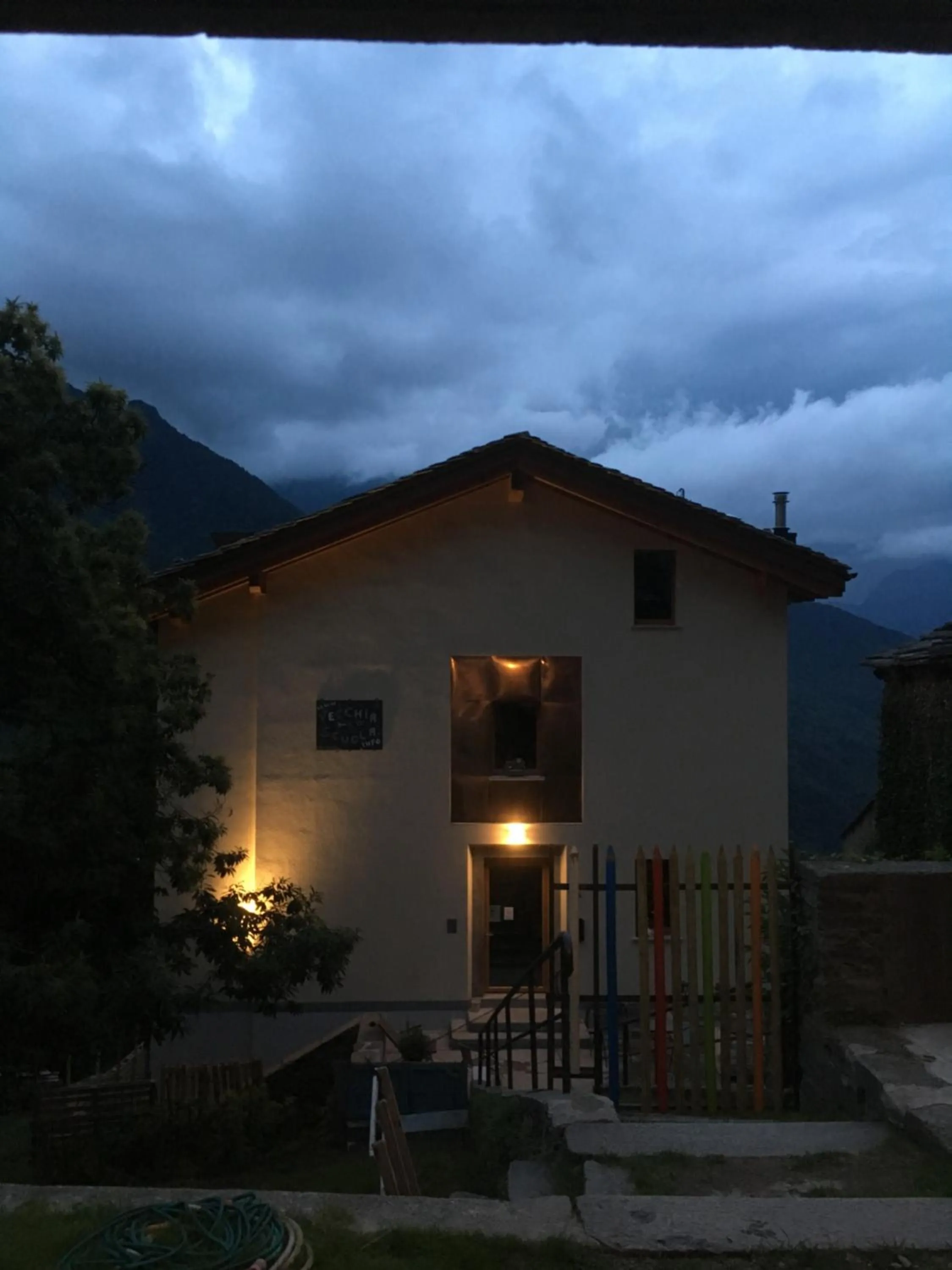 Facade/entrance in Foresteria B&B Vecchiascuola Pianazzola