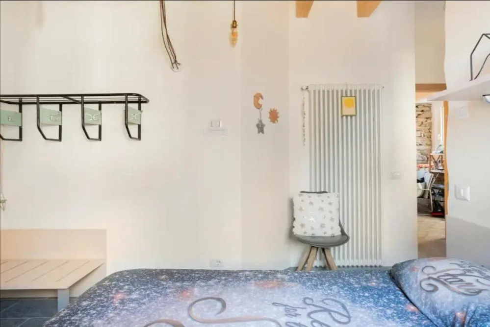 Bed in Foresteria B&B Vecchiascuola Pianazzola