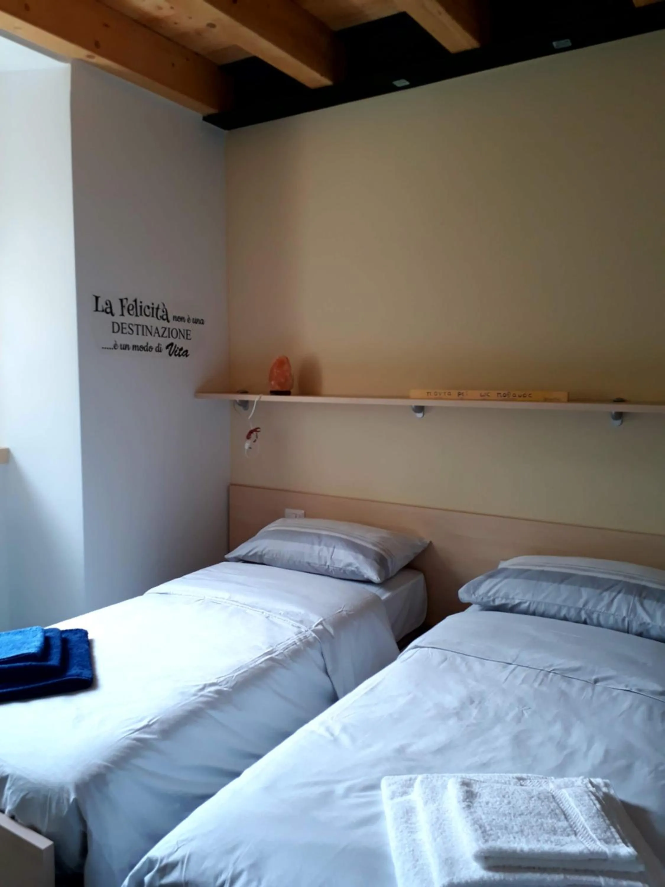 Bed in Foresteria B&B Vecchiascuola Pianazzola