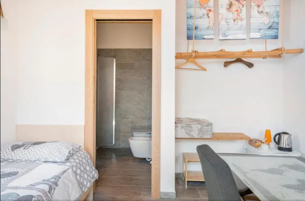 Bed in Foresteria B&B Vecchiascuola Pianazzola