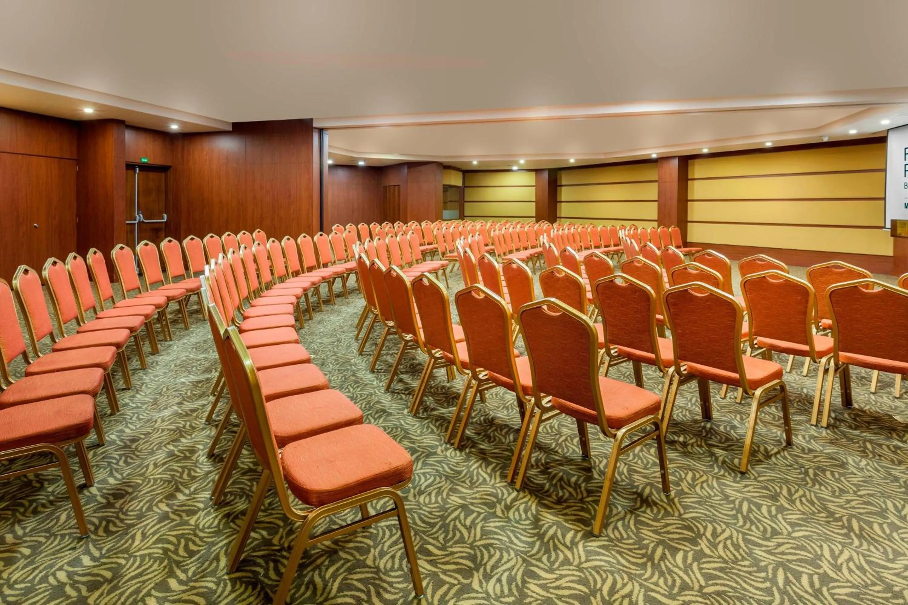 Meeting/conference room in Four Points by Sheraton Medellín