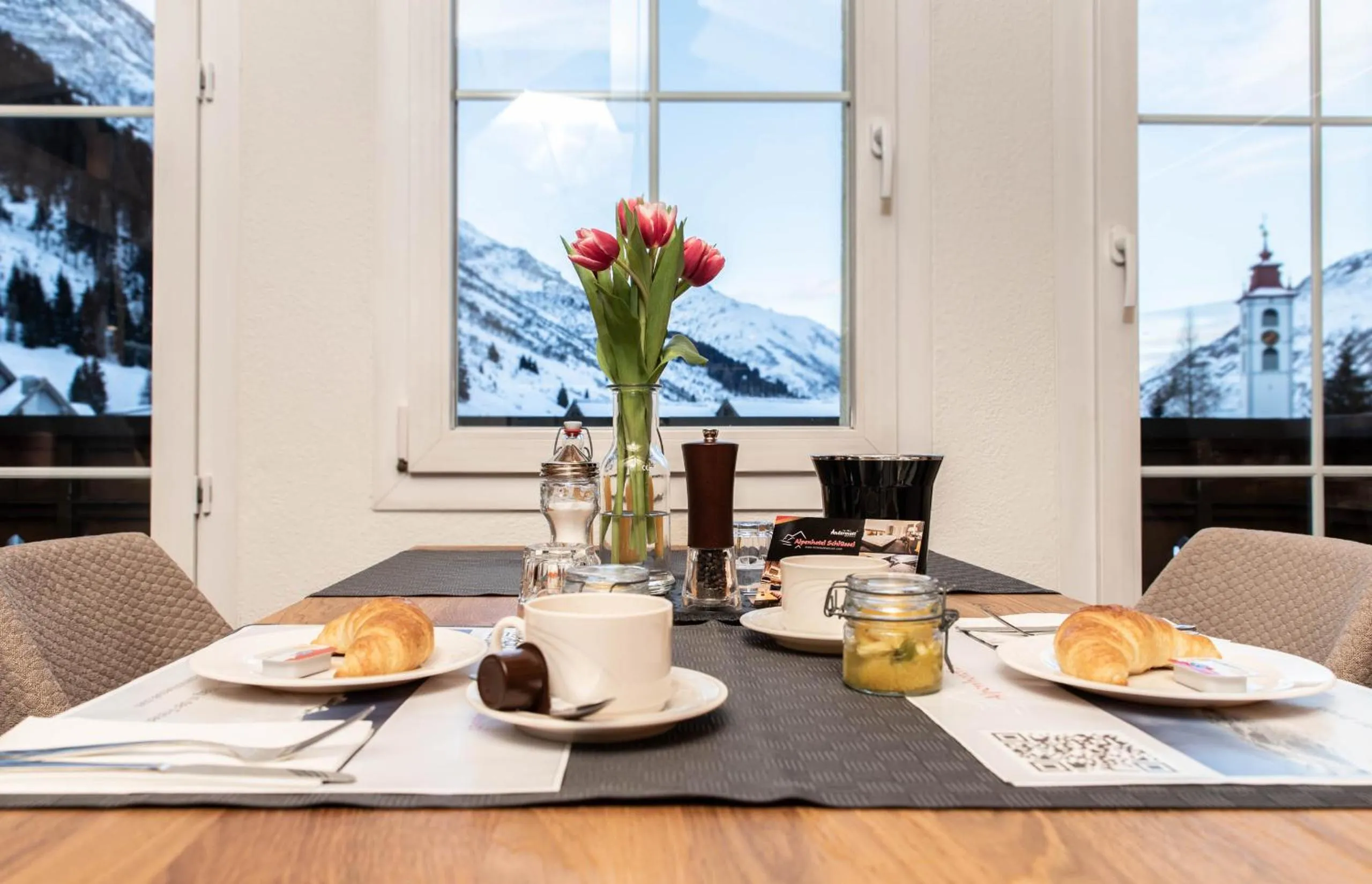 Breakfast in Alpenhotel Schlüssel