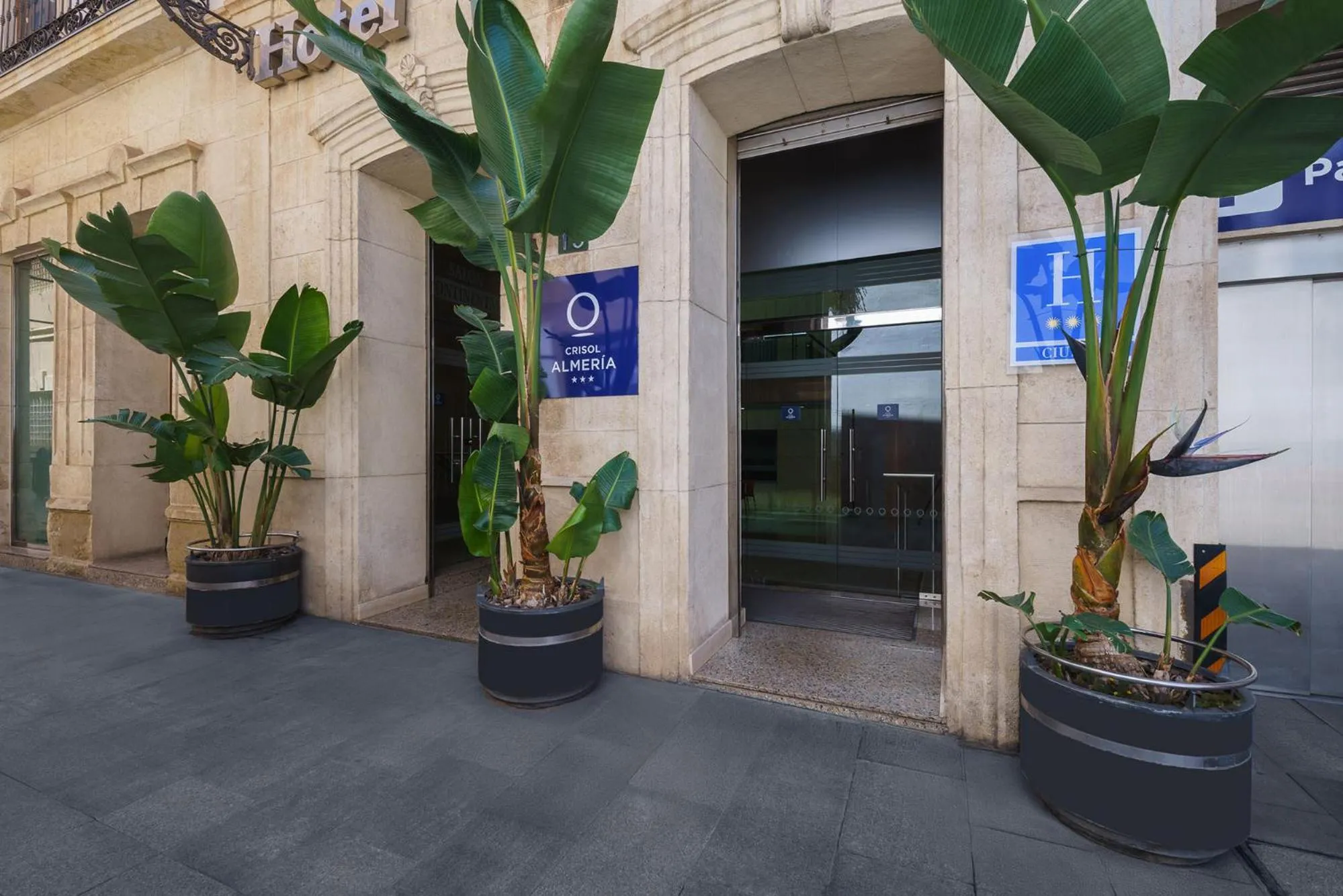 Property building in Crisol Almería