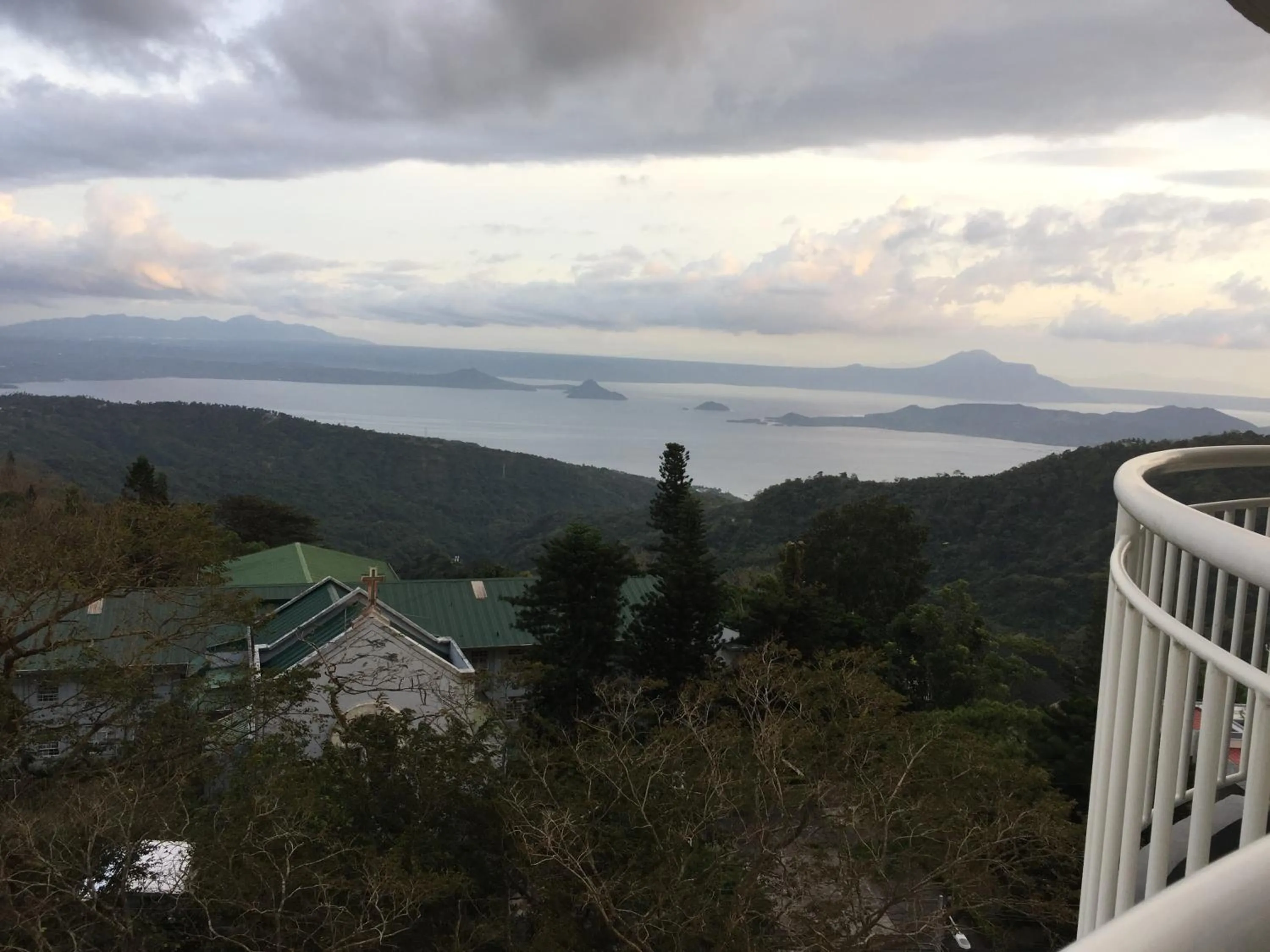 Mountain view in Cityland Jane's Apartment