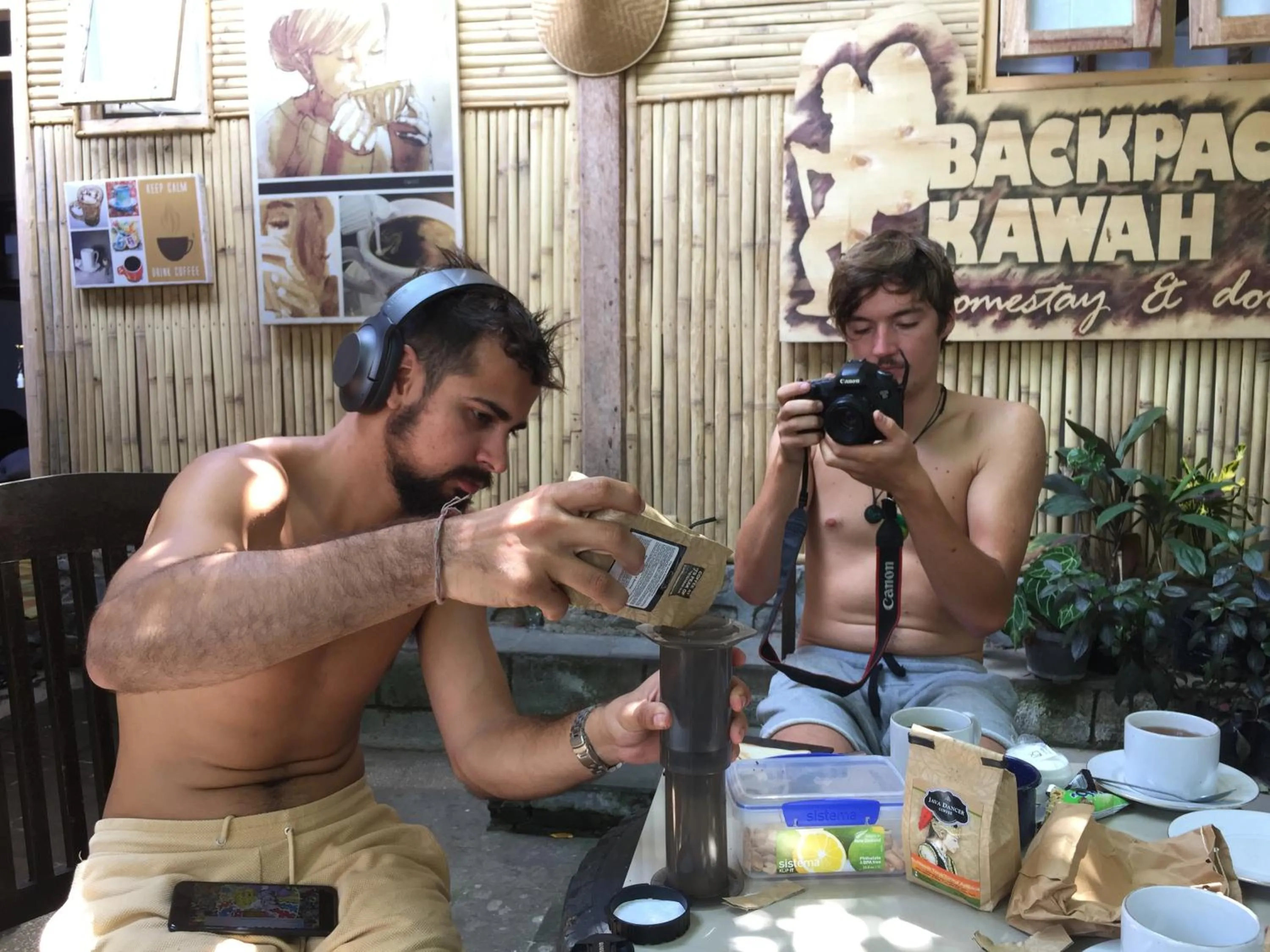 Guests in Backpacker Kawah Ijen