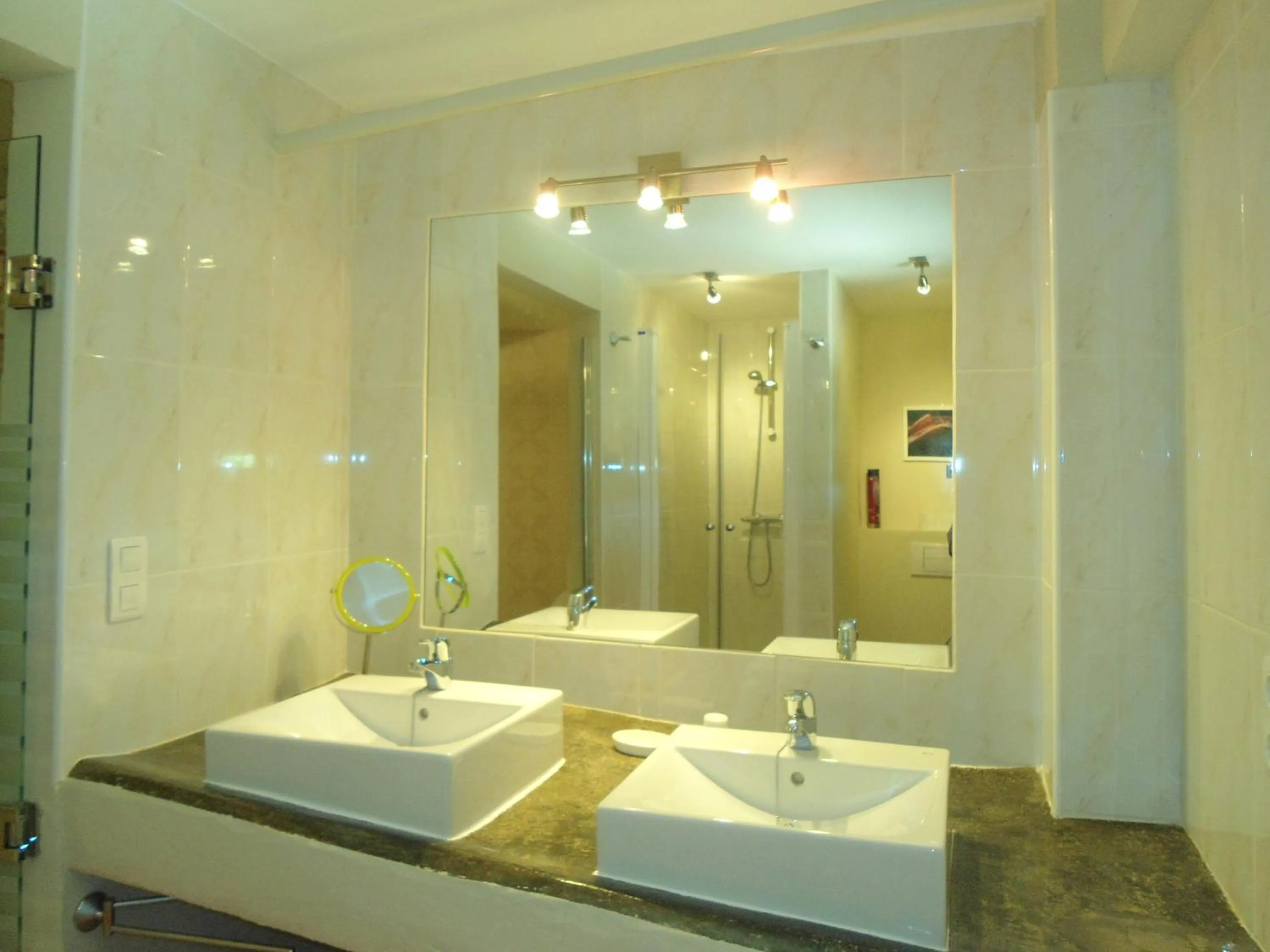 Photo of the whole room in B&B Lasnavillasmm