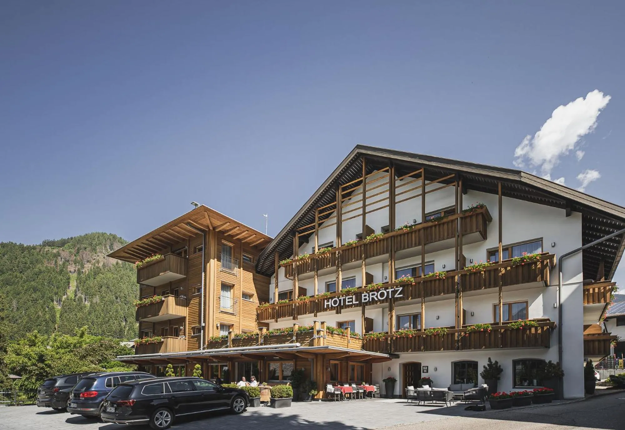 Property building in Hotel Brötz