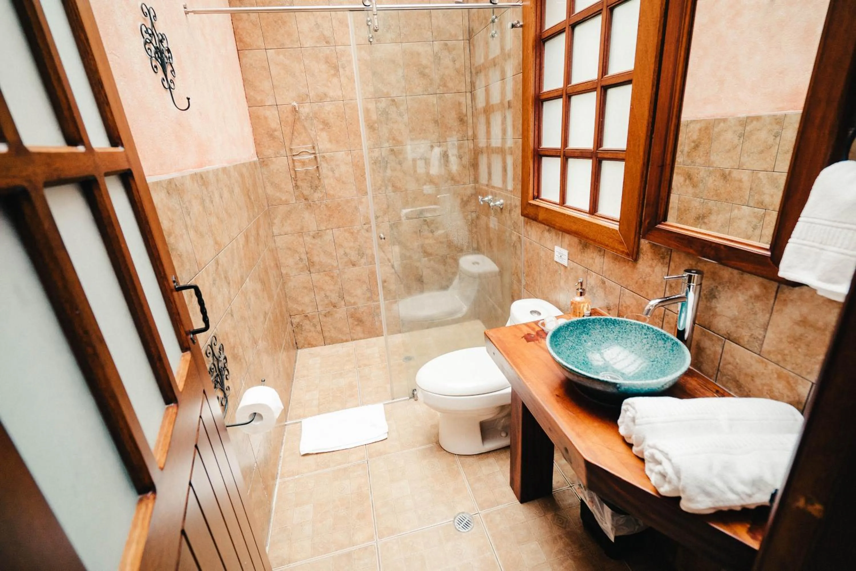 Bathroom in Hacienda Las Cuevas Terra Lodge