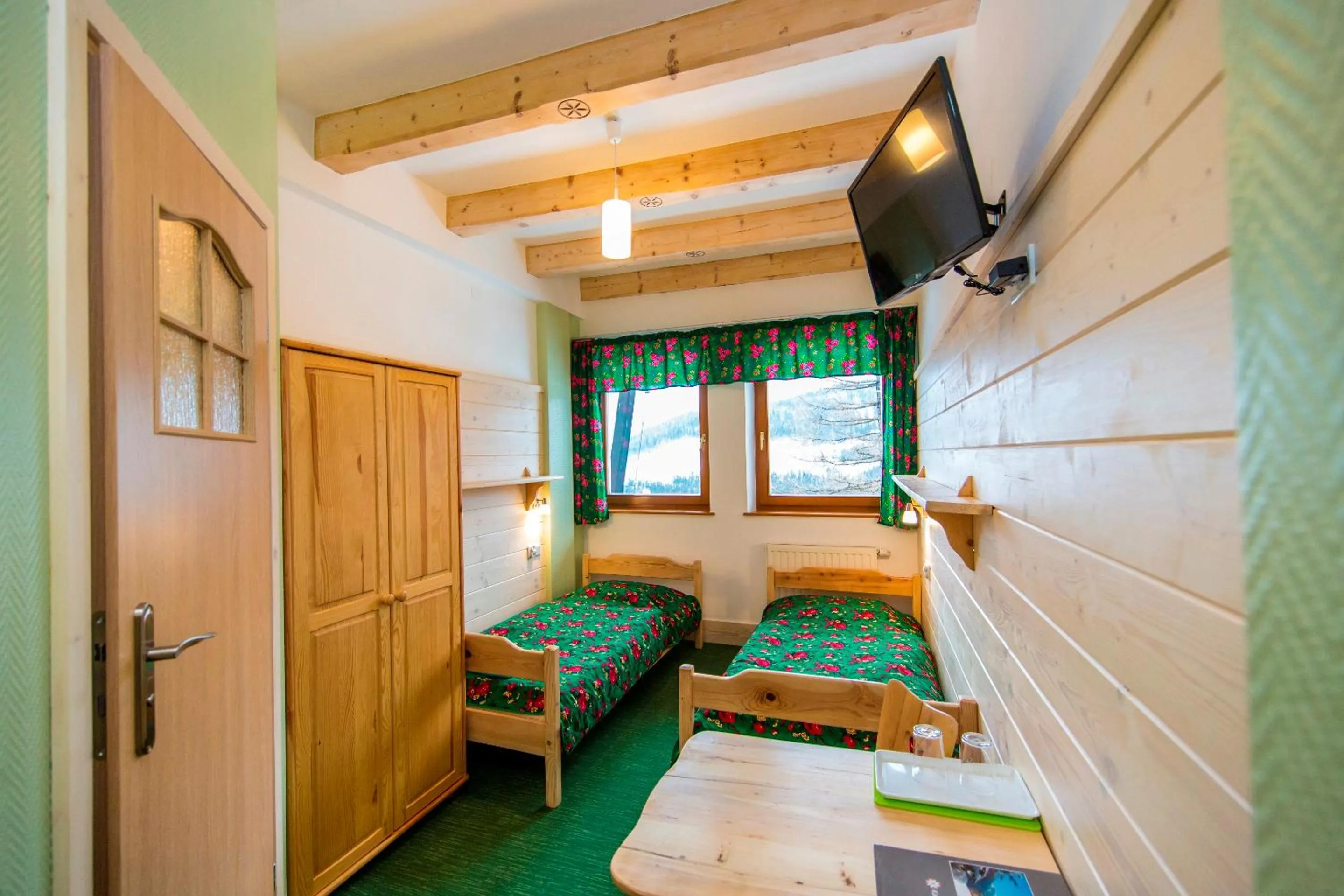 Day, Bed in Hotel Górski Kalatówki