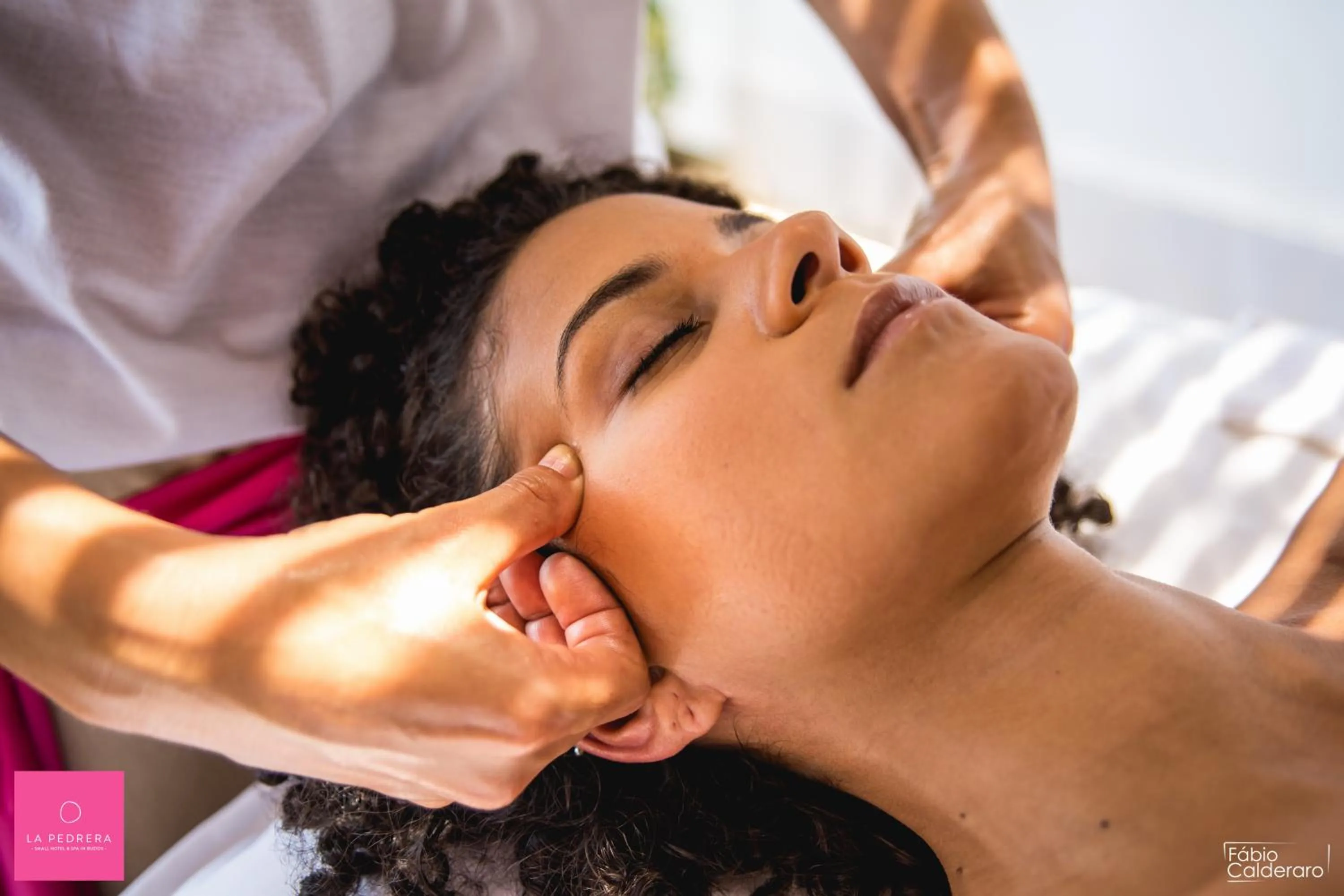 Massage in La Pedrera Small Hotel & Spa