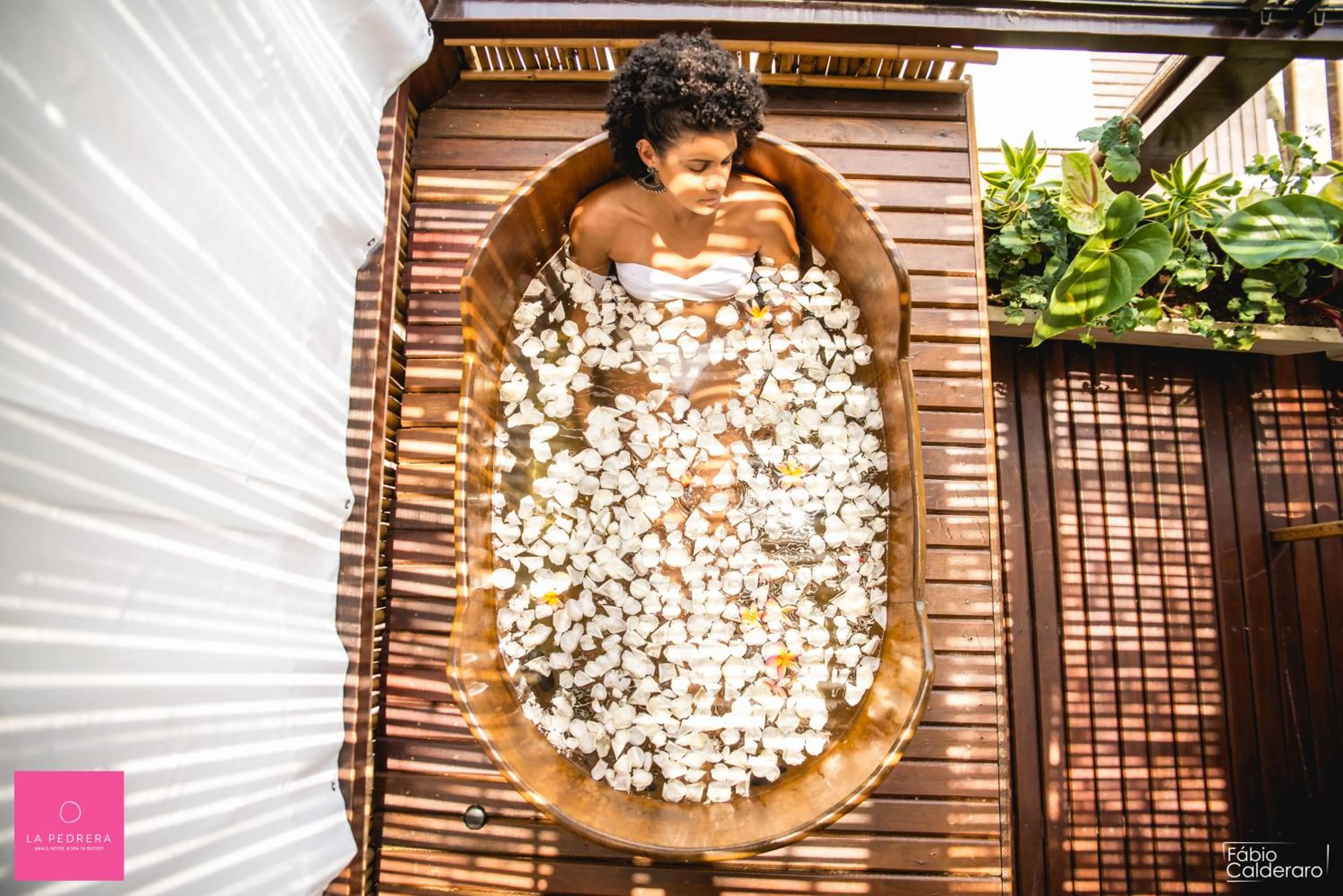 Hot Tub in La Pedrera Small Hotel & Spa