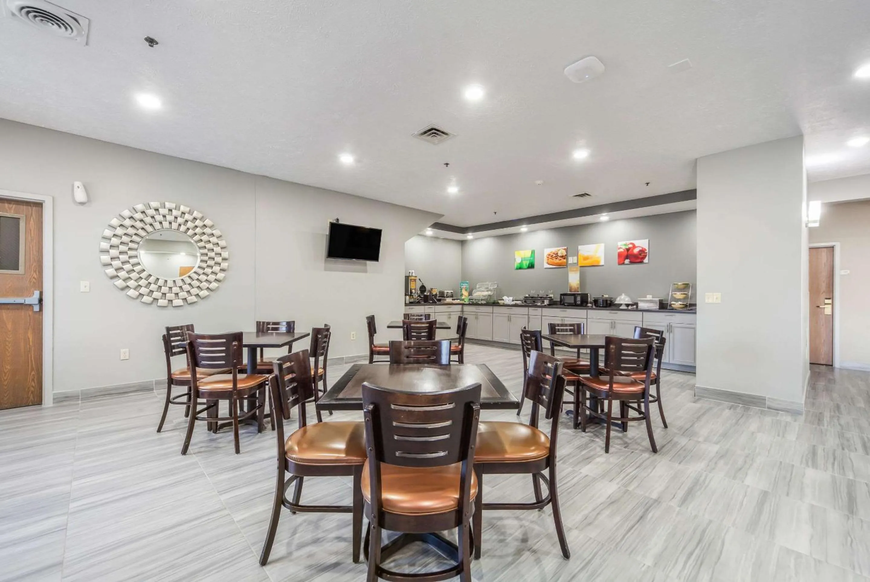 Restaurant/places to eat in Quality Inn & Suites Omaha Chalco