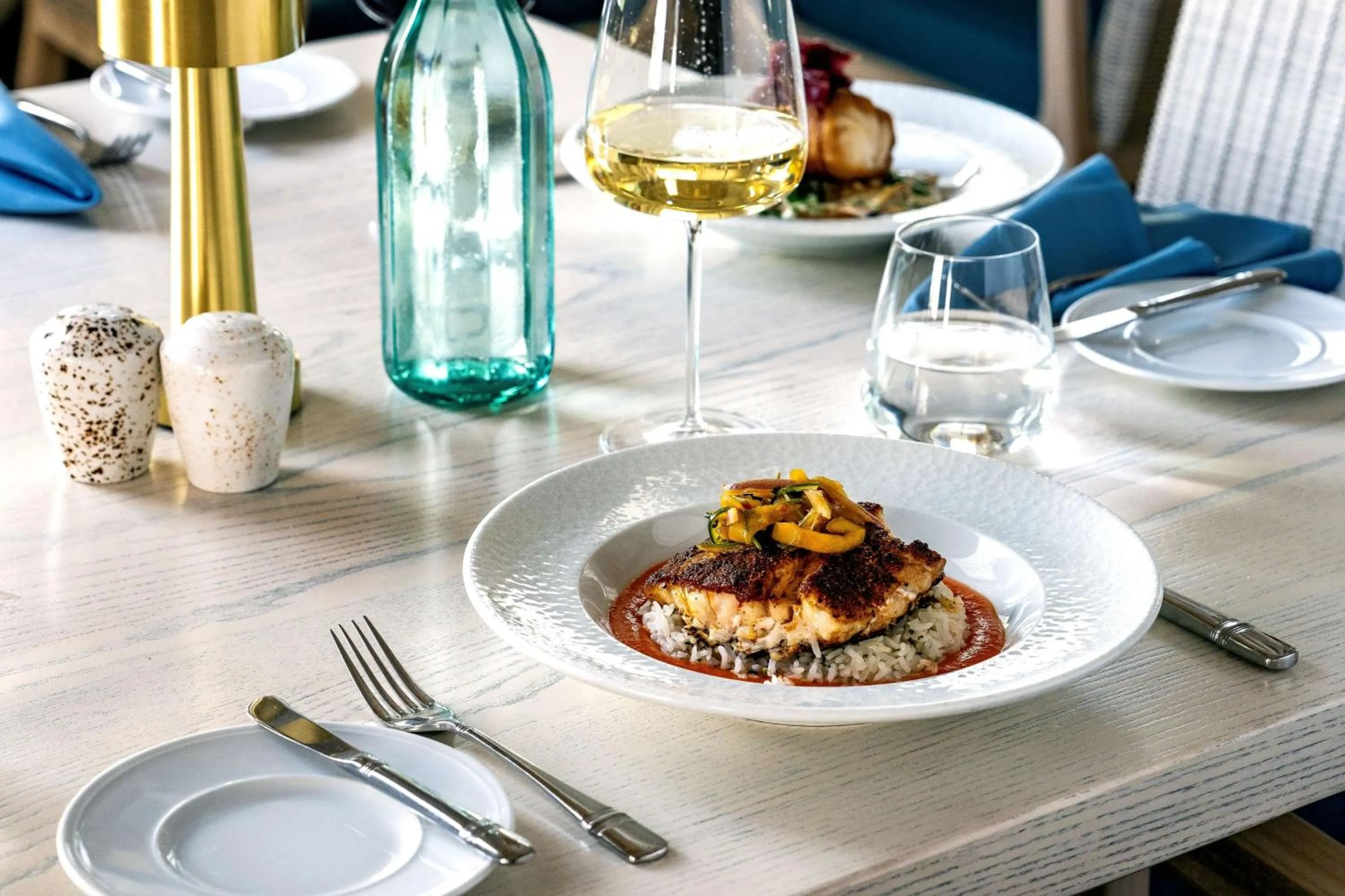 Restaurant/places to eat in Hyatt Regency Coconut Point Resort & Spa Near Naples