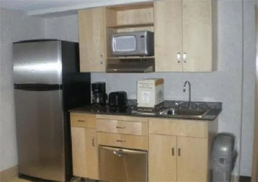 Kitchen or kitchenette in Boardwalk Resorts- La Sammana