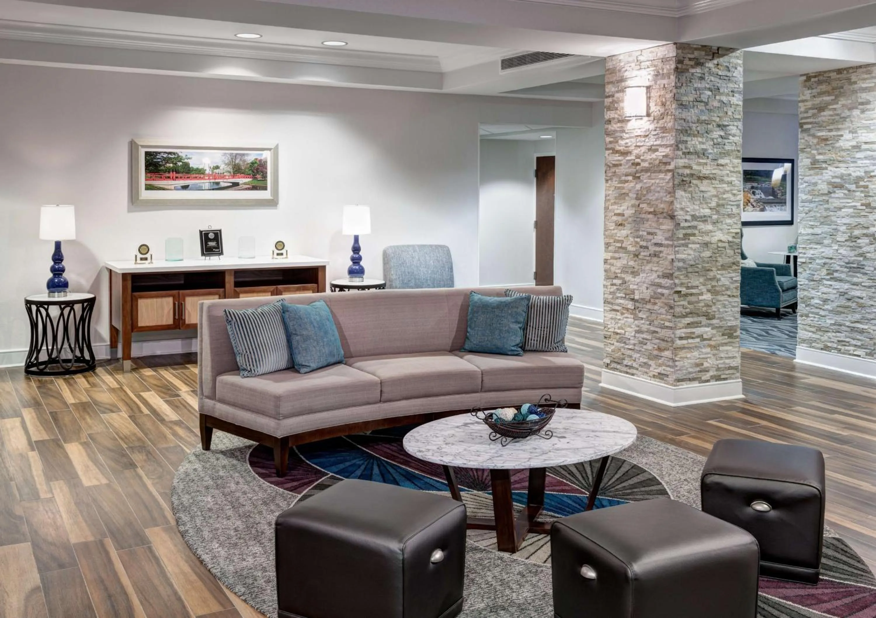 Communal lounge/ TV room in Homewood Suites by Hilton Huntsville-Village of Providence