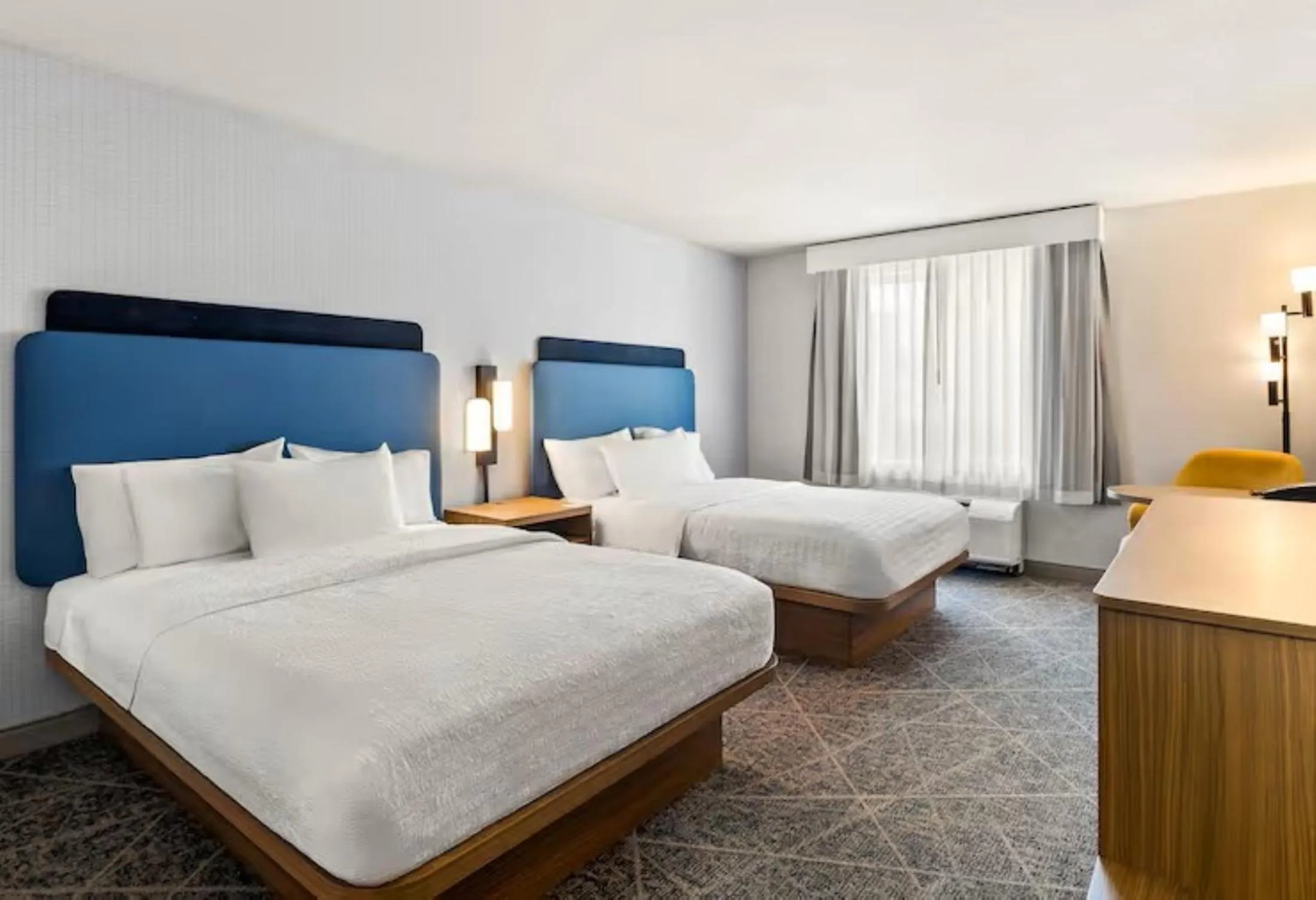 Bedroom, Bed in Hampton Inn and Suites Merced