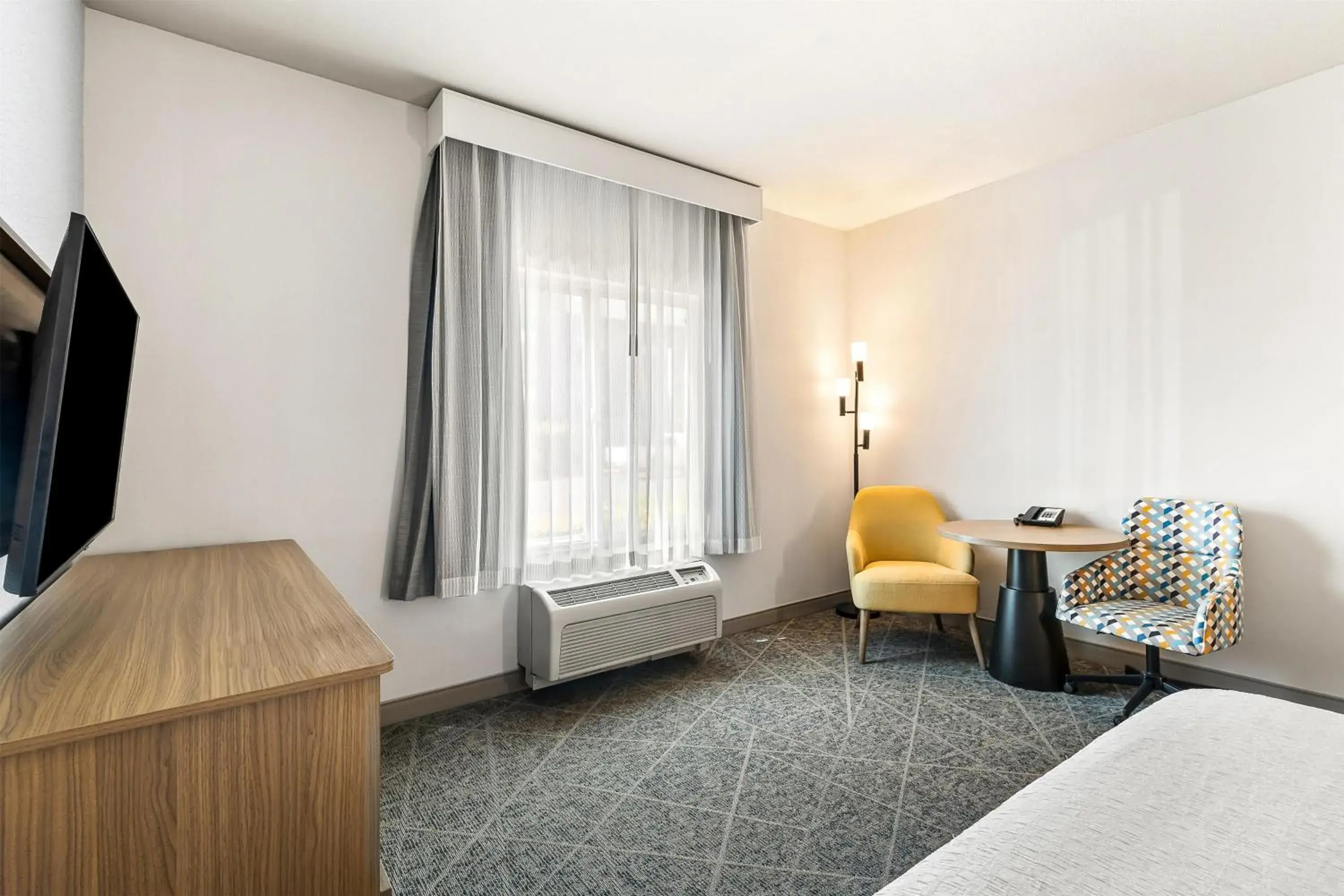 King Room with King Bed - Non-Smoking in Hampton Inn and Suites Merced King Room with King Bed - Non-Smoking in Hampton Inn and Suites Merced