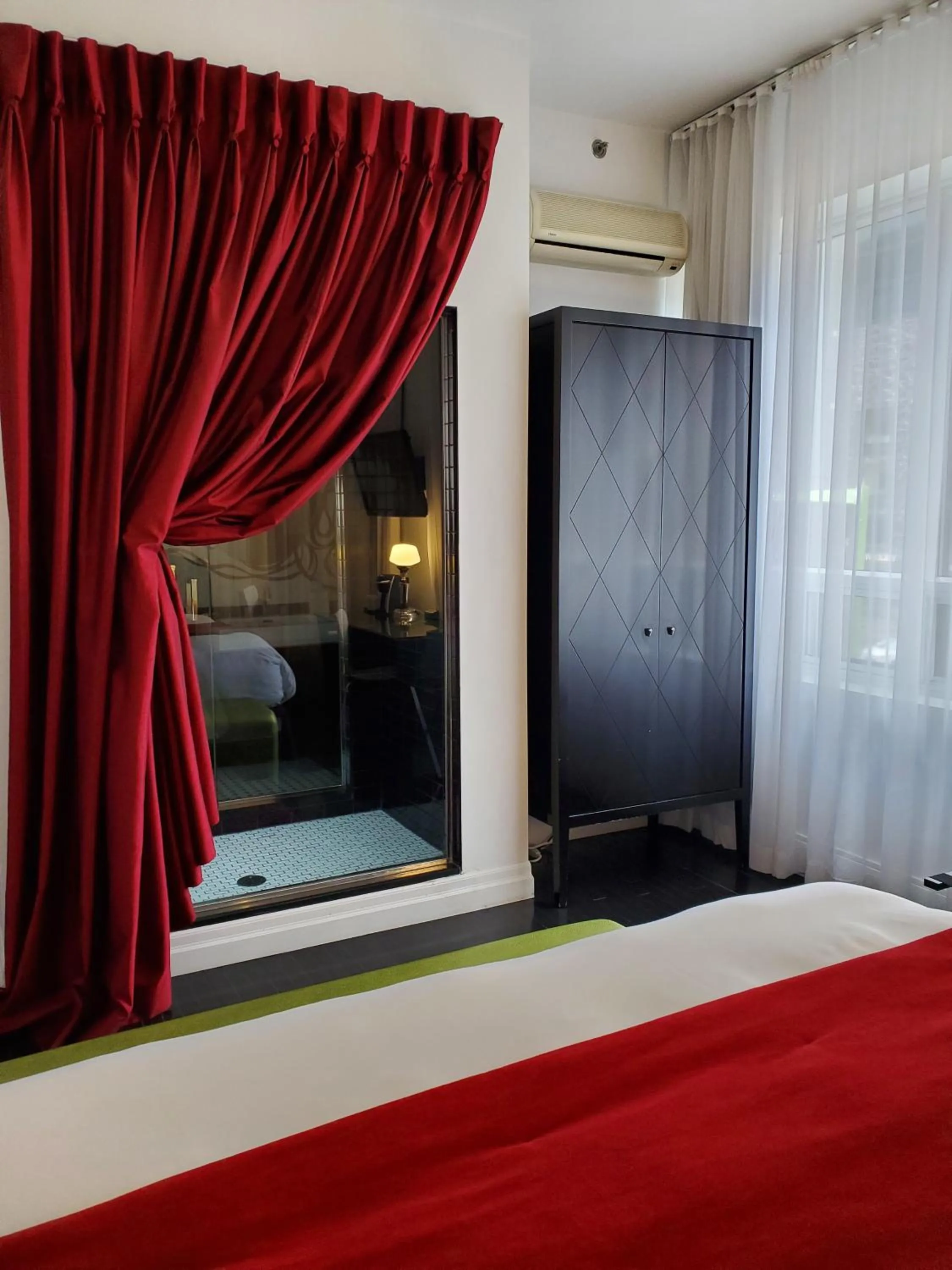 Decorative detail in Hotel Chez Swann