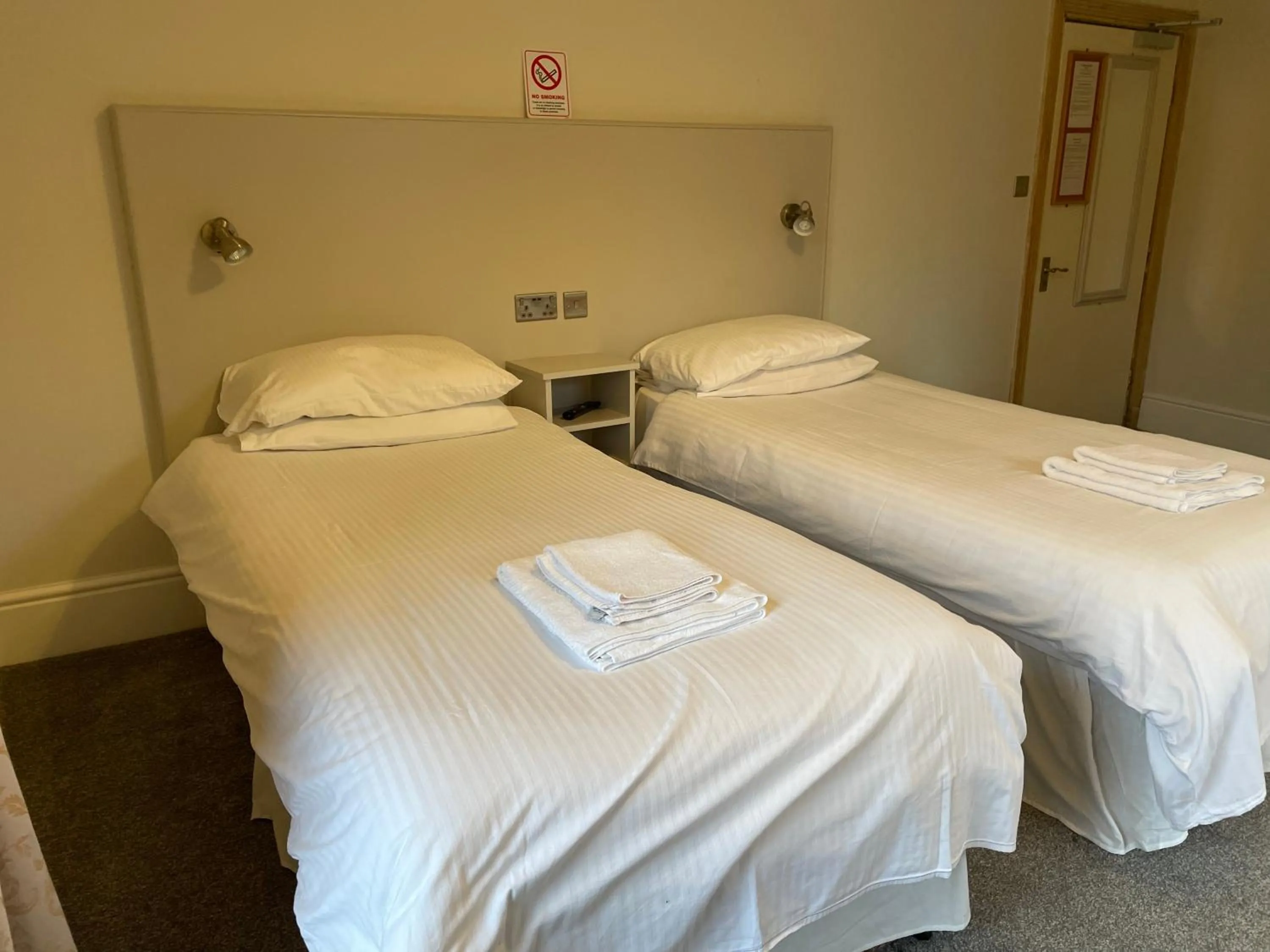 Bed in Woodlands Hall Hotel