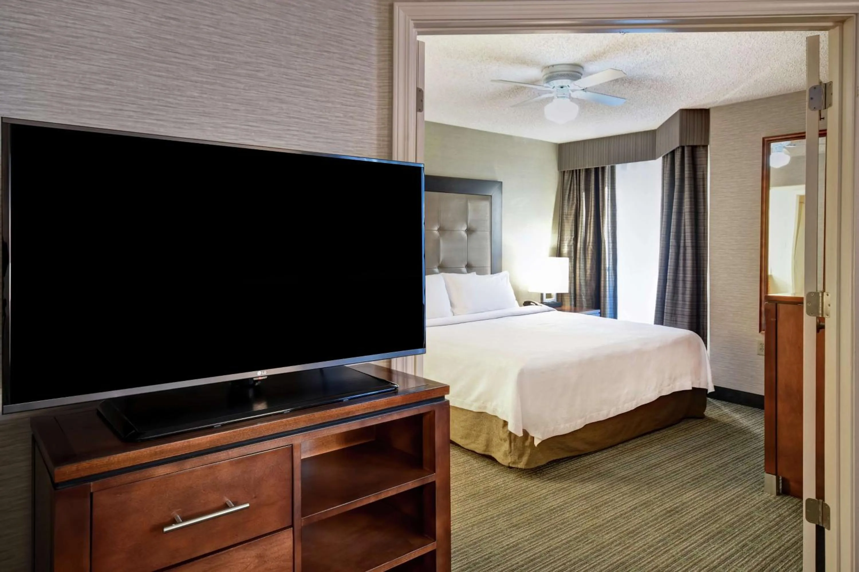 Bedroom, Bed in Homewood Suites by Hilton Atlanta-Galleria/Cumberland