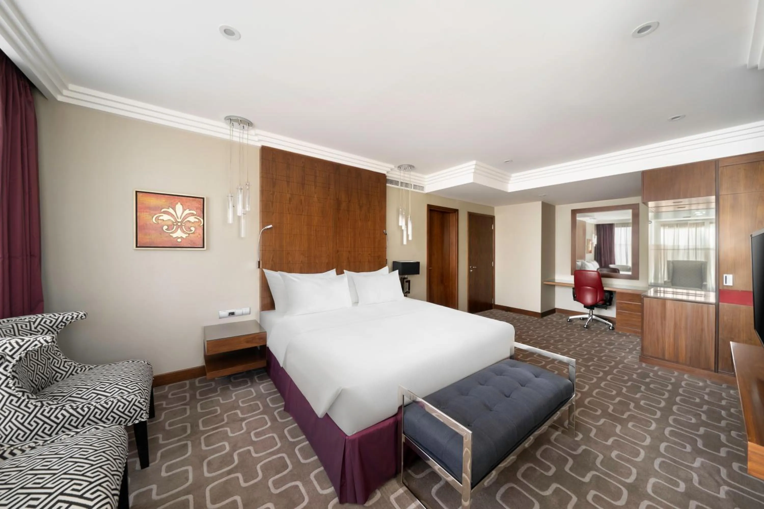 Bedroom, Bed in Crowne Plaza Hotel Riyadh Minhal, an IHG Hotel