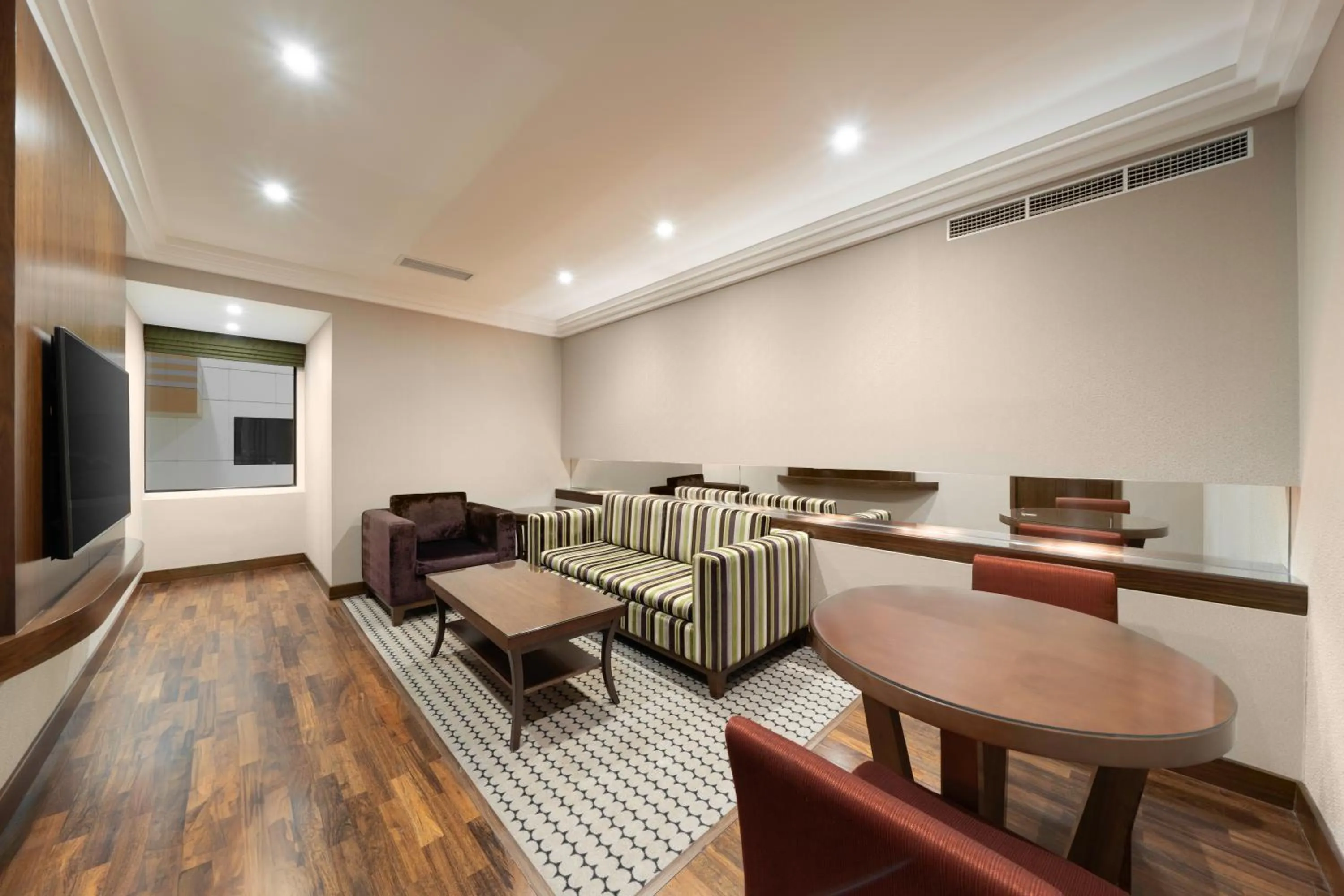 Living room in Crowne Plaza Hotel Riyadh Minhal, an IHG Hotel