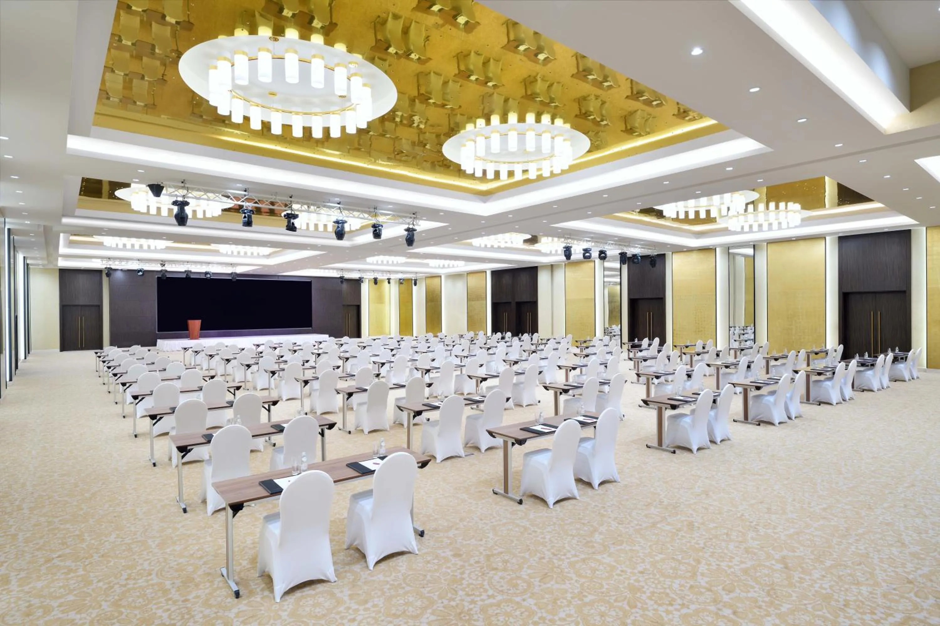 Meeting/conference room in Crowne Plaza Hotel Riyadh Minhal, an IHG Hotel