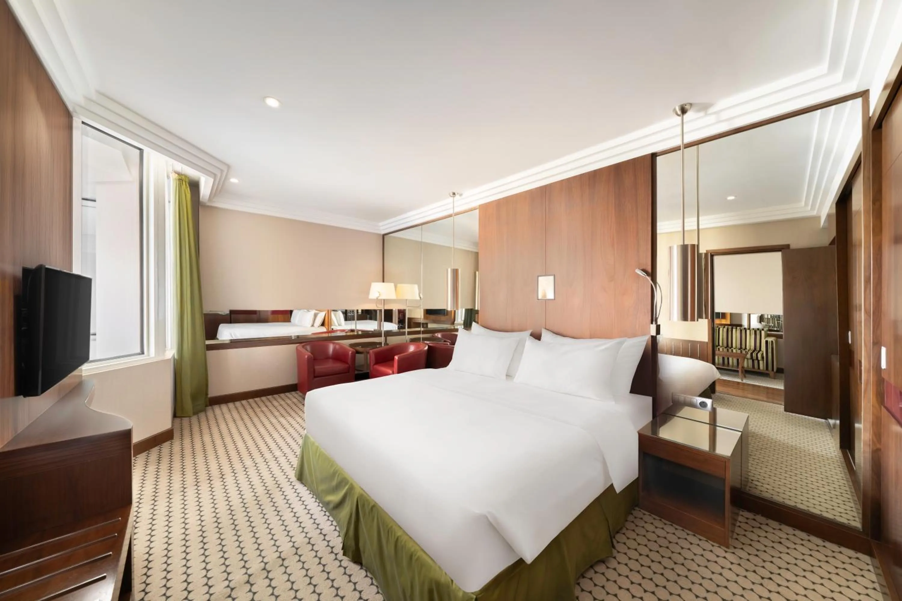 Bedroom, Bed in Crowne Plaza Hotel Riyadh Minhal, an IHG Hotel