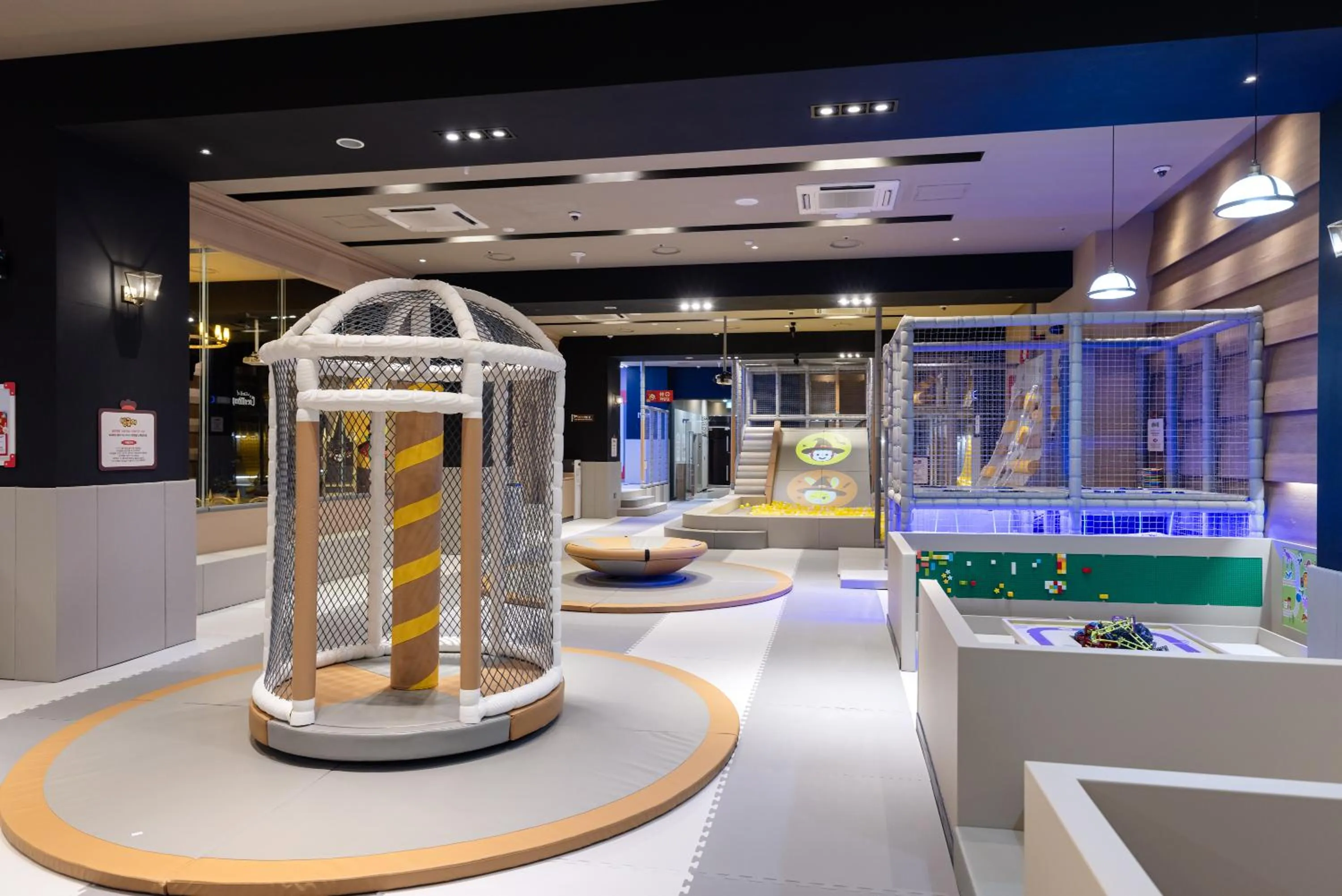 Kids's club in Kensington Resort Seorak Beach