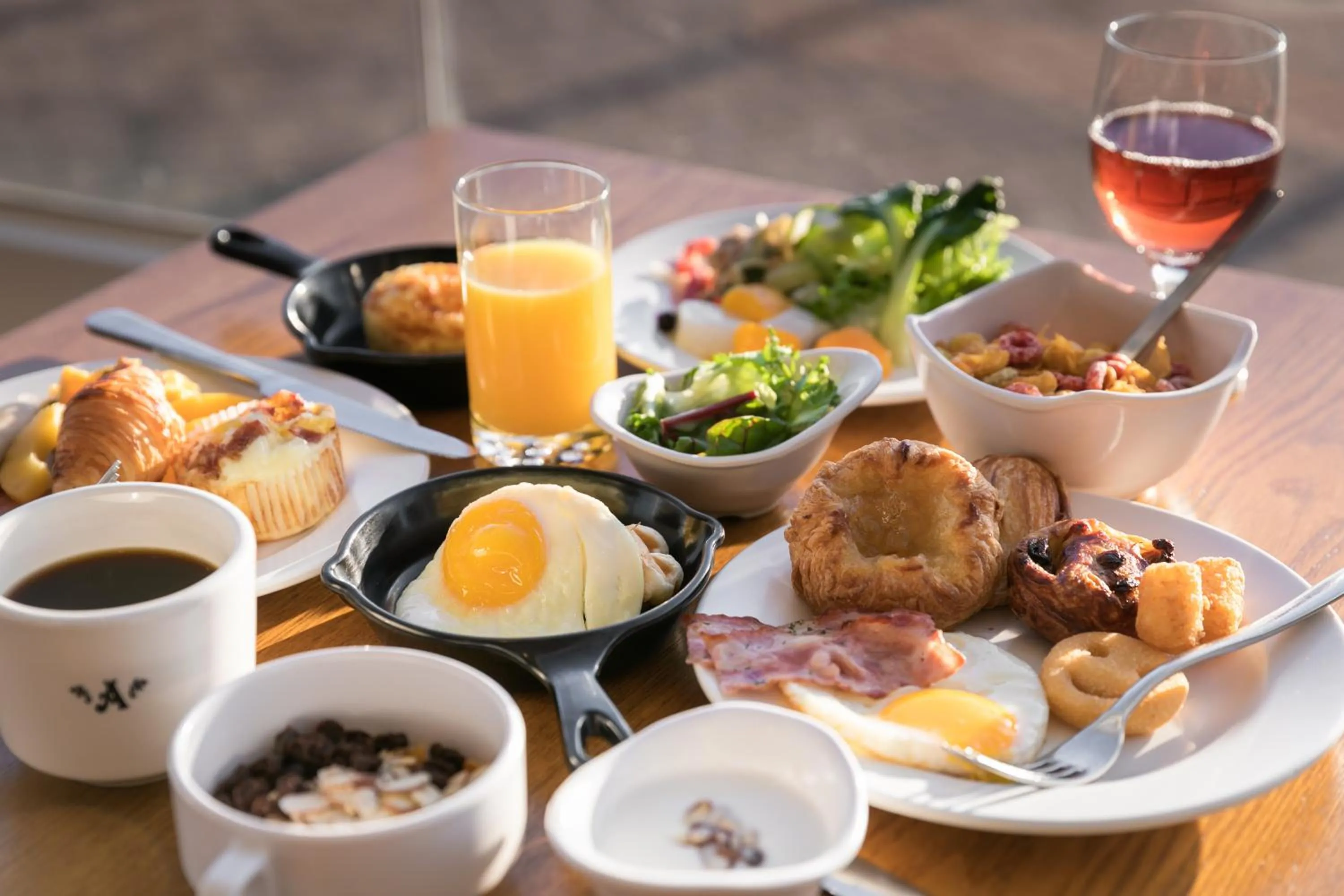 Breakfast in Kensington Resort Seorak Beach