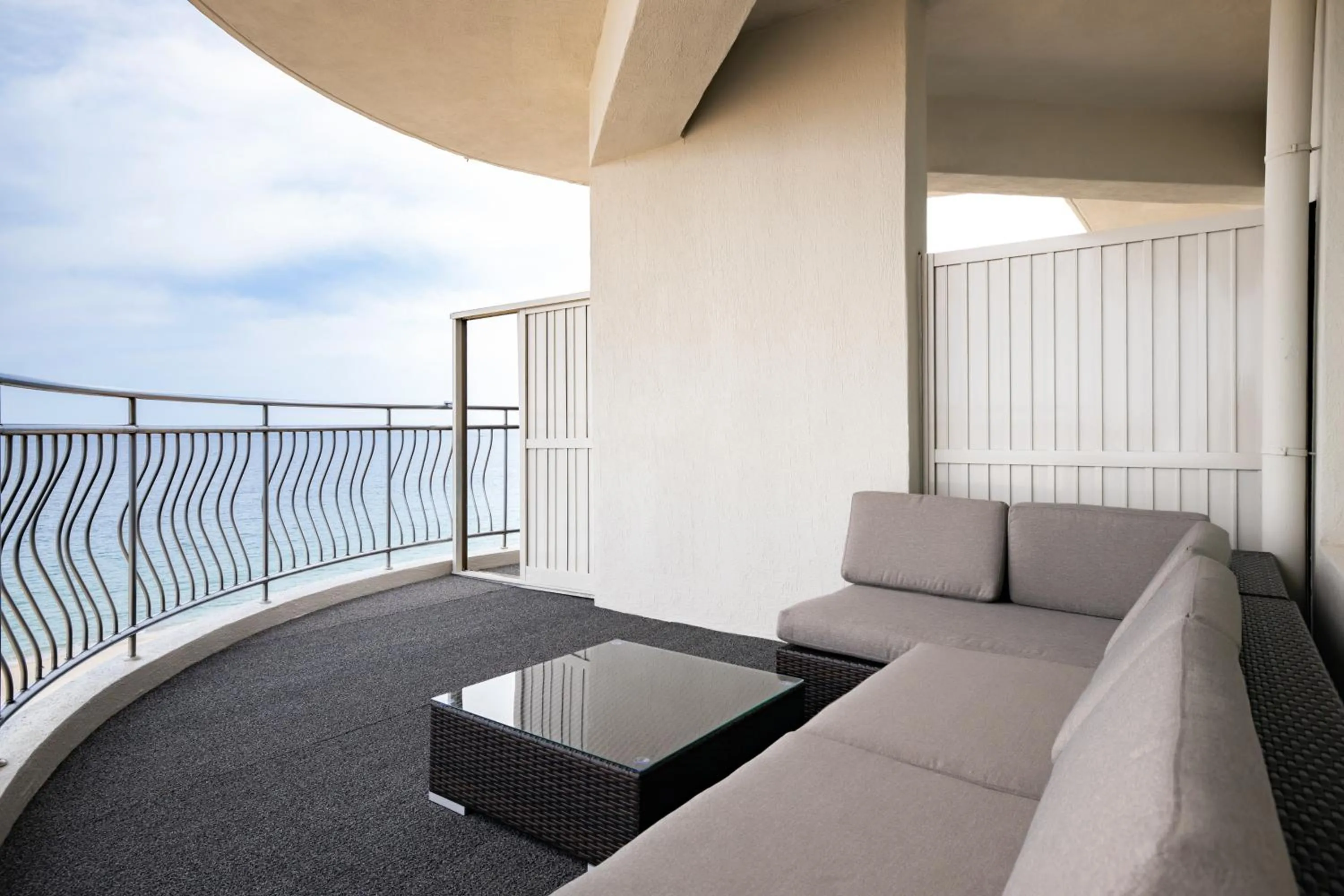 Kensington Resort Seorak Beach