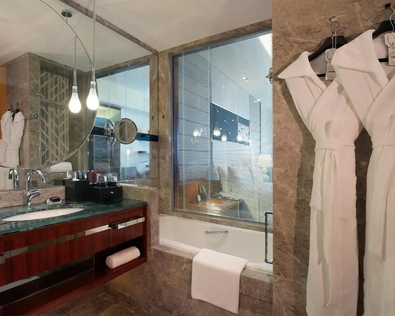 Classic Twin Room in InterContinental Foshan by IHG Classic Twin Room in InterContinental Foshan by IHG