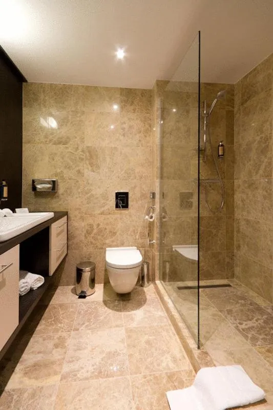 Bathroom in Hotel Mousson