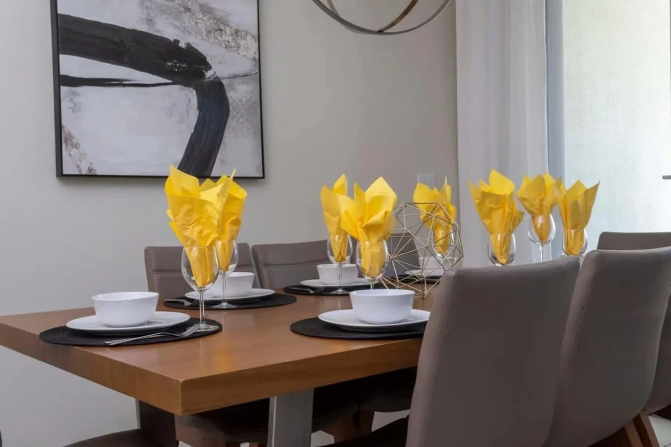 Four Bedrooms TownHome 4861