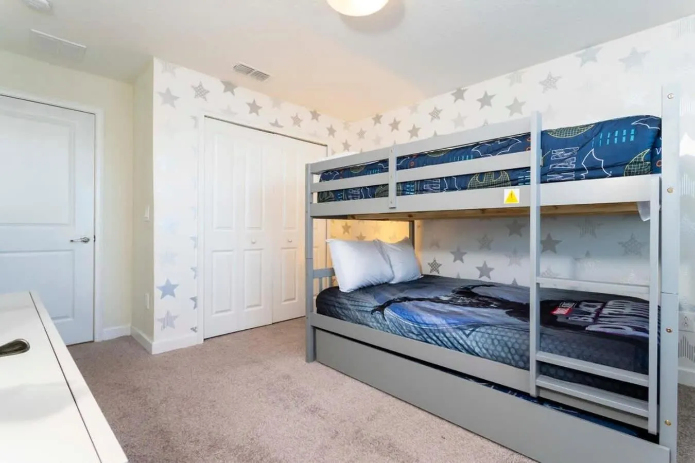 Bed in Four Bedrooms TownHome 4861