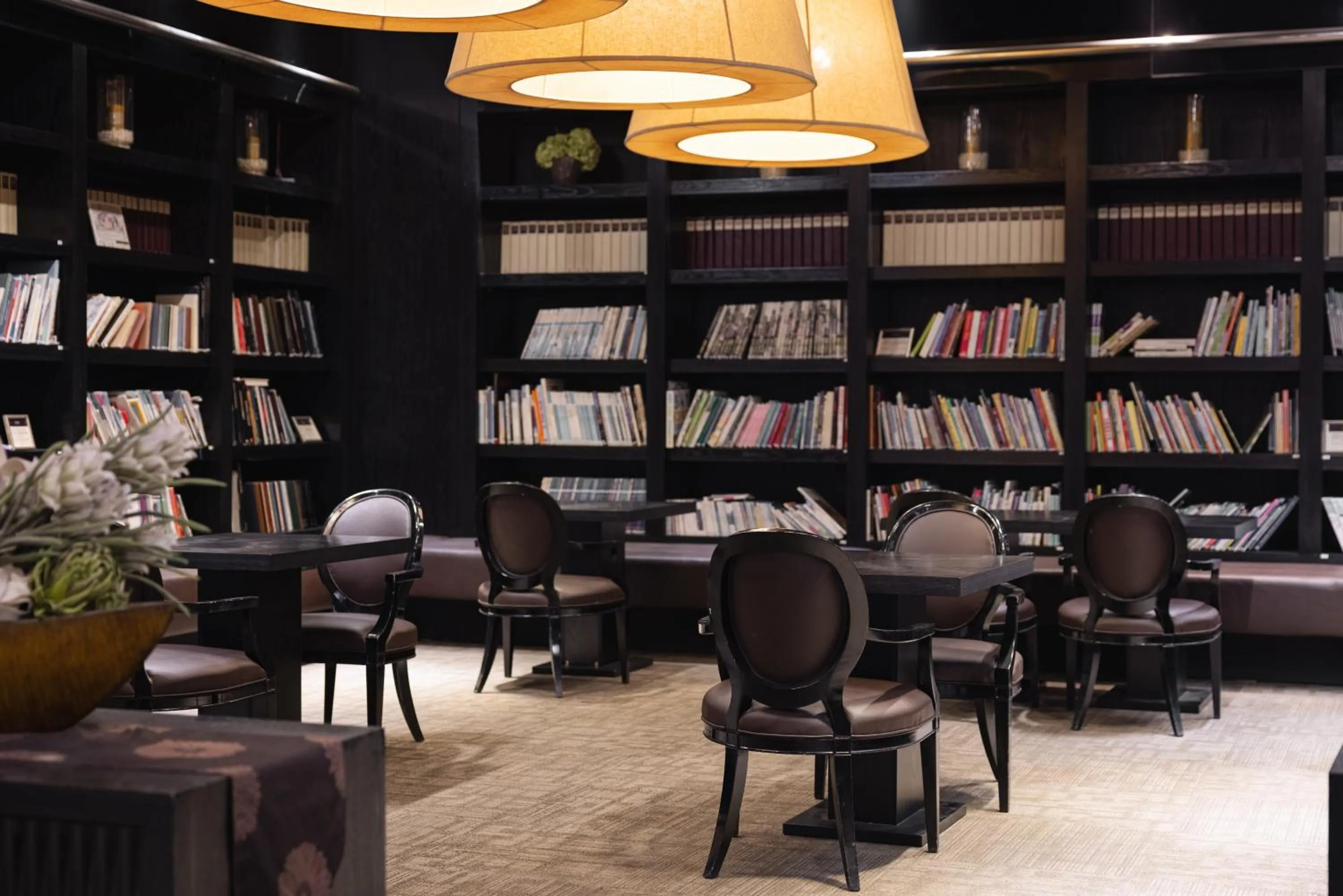 Library in Kensington Resort Chungju