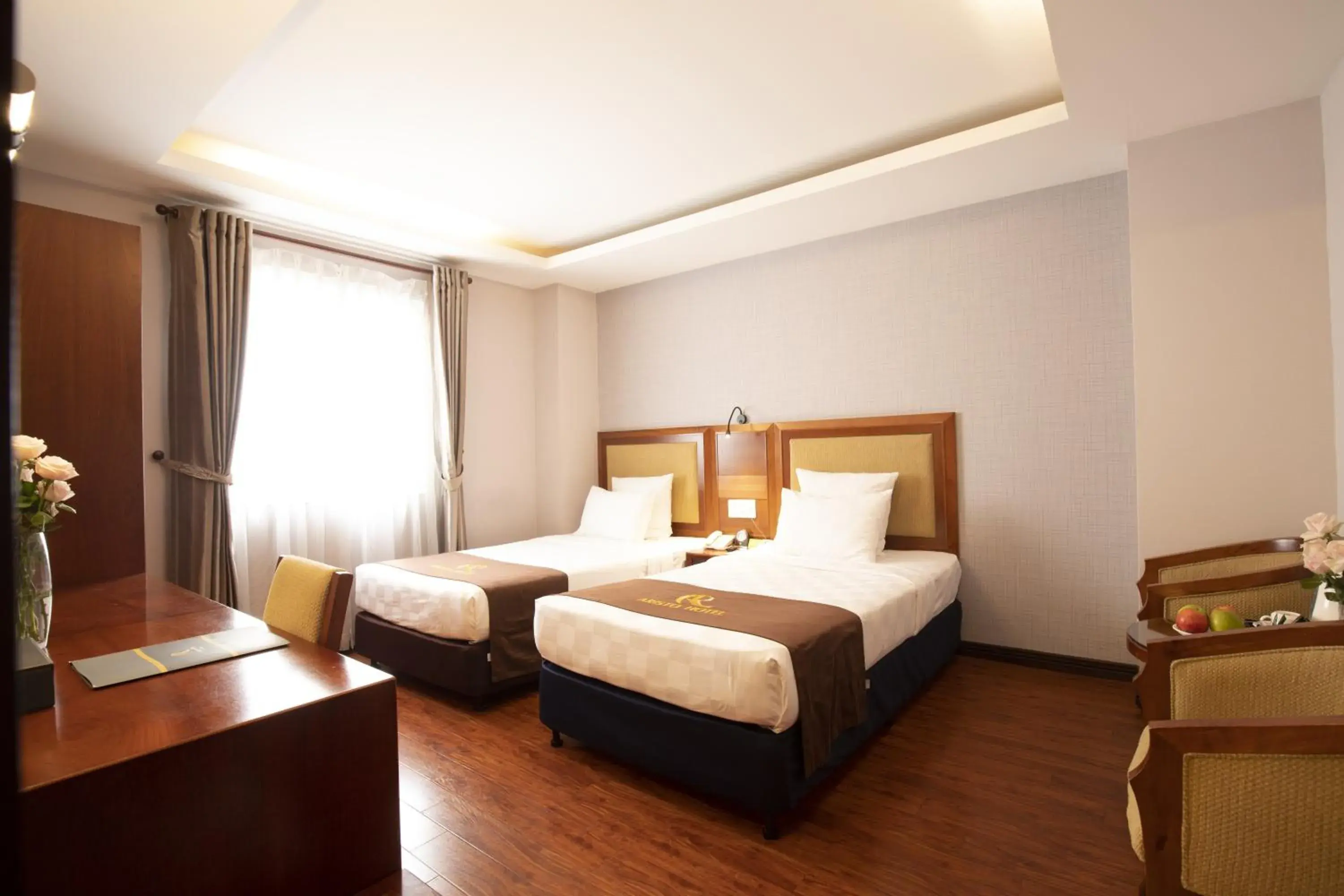 Premier Twin Room (Free Mini-bar) in Aristo Saigon Hotel Premier Twin Room (Free Mini-bar) in Aristo Saigon Hotel