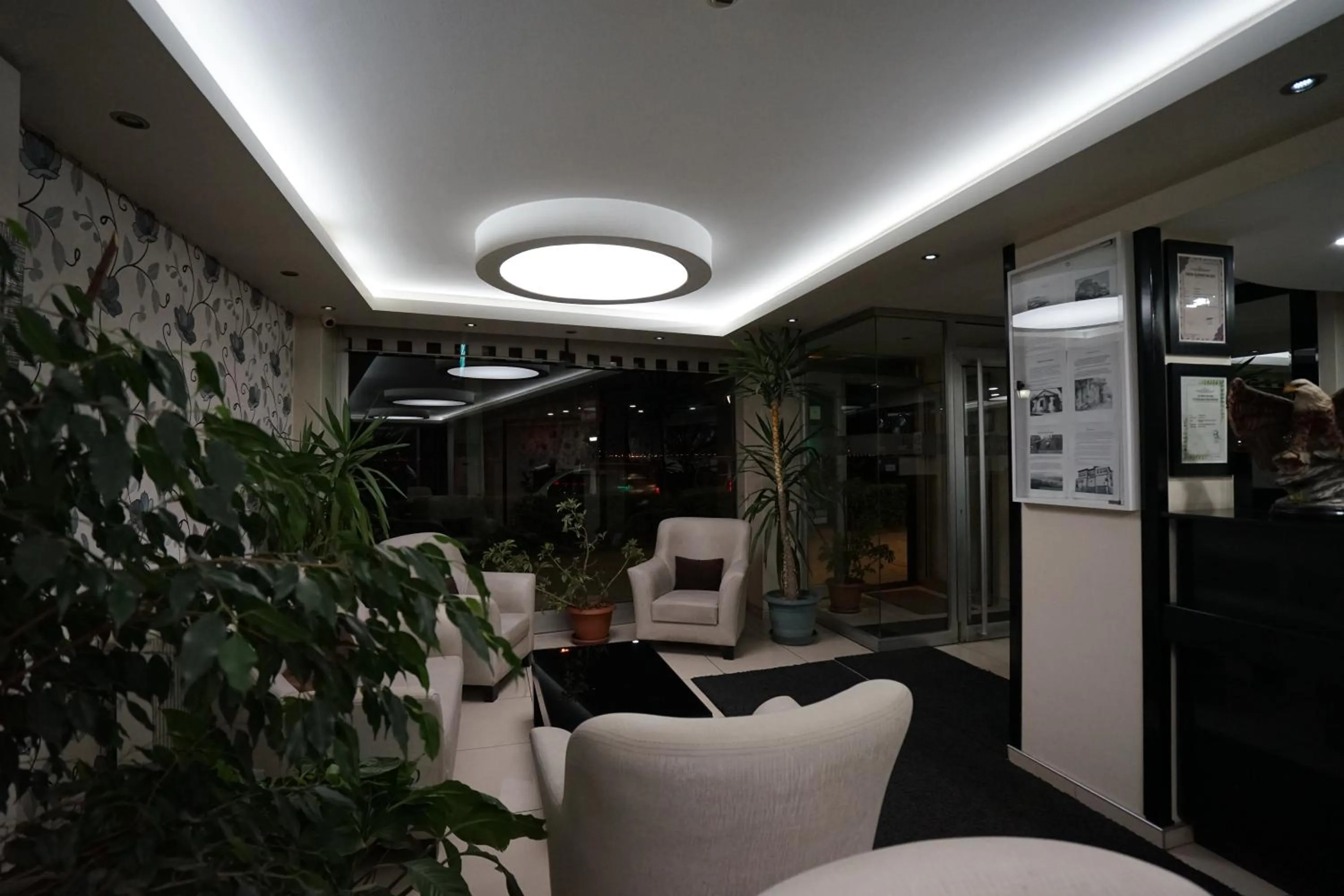 Seating area in Yalihan Ari Hotel