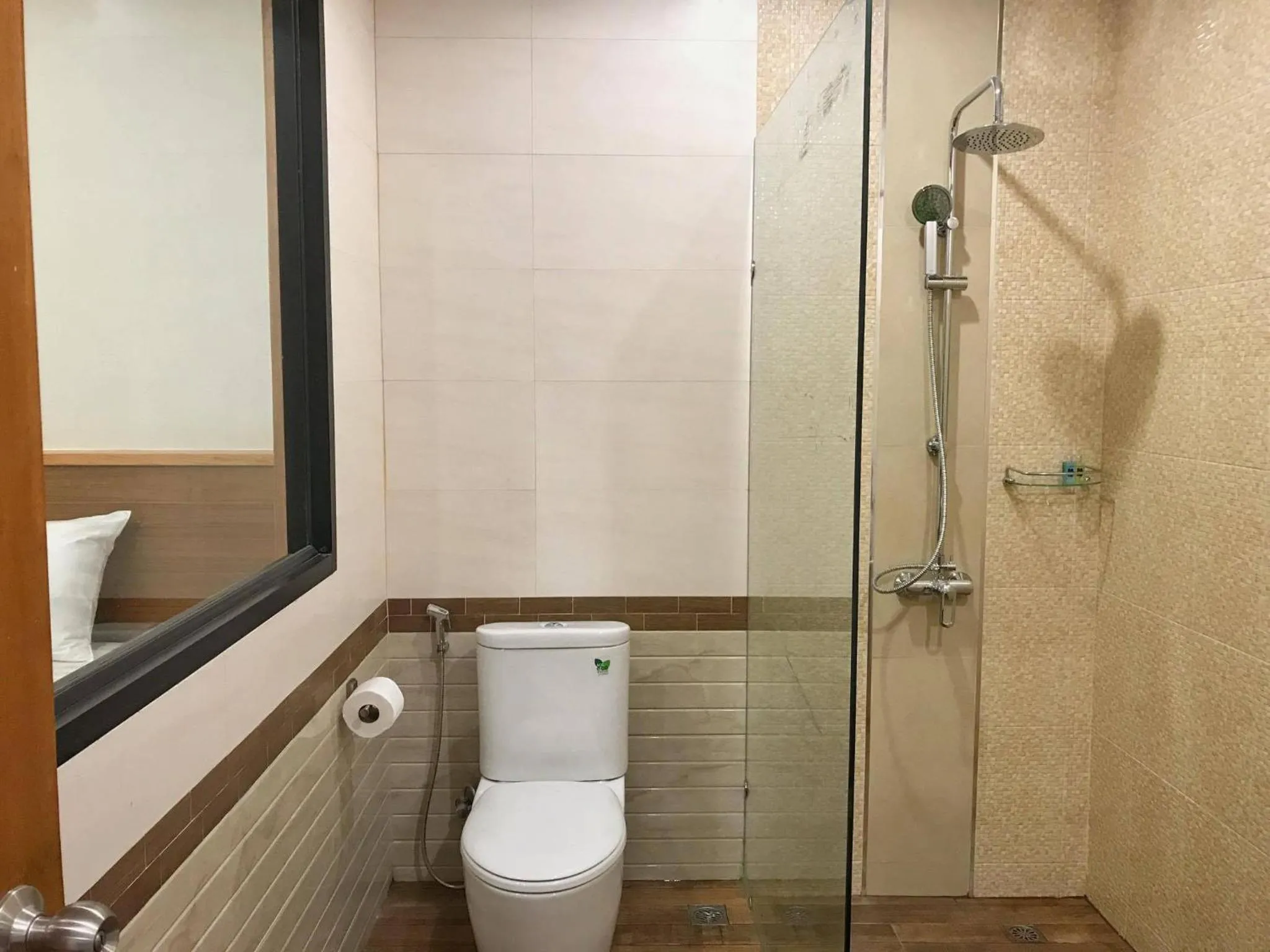 Shower in Verona Lanta Resort